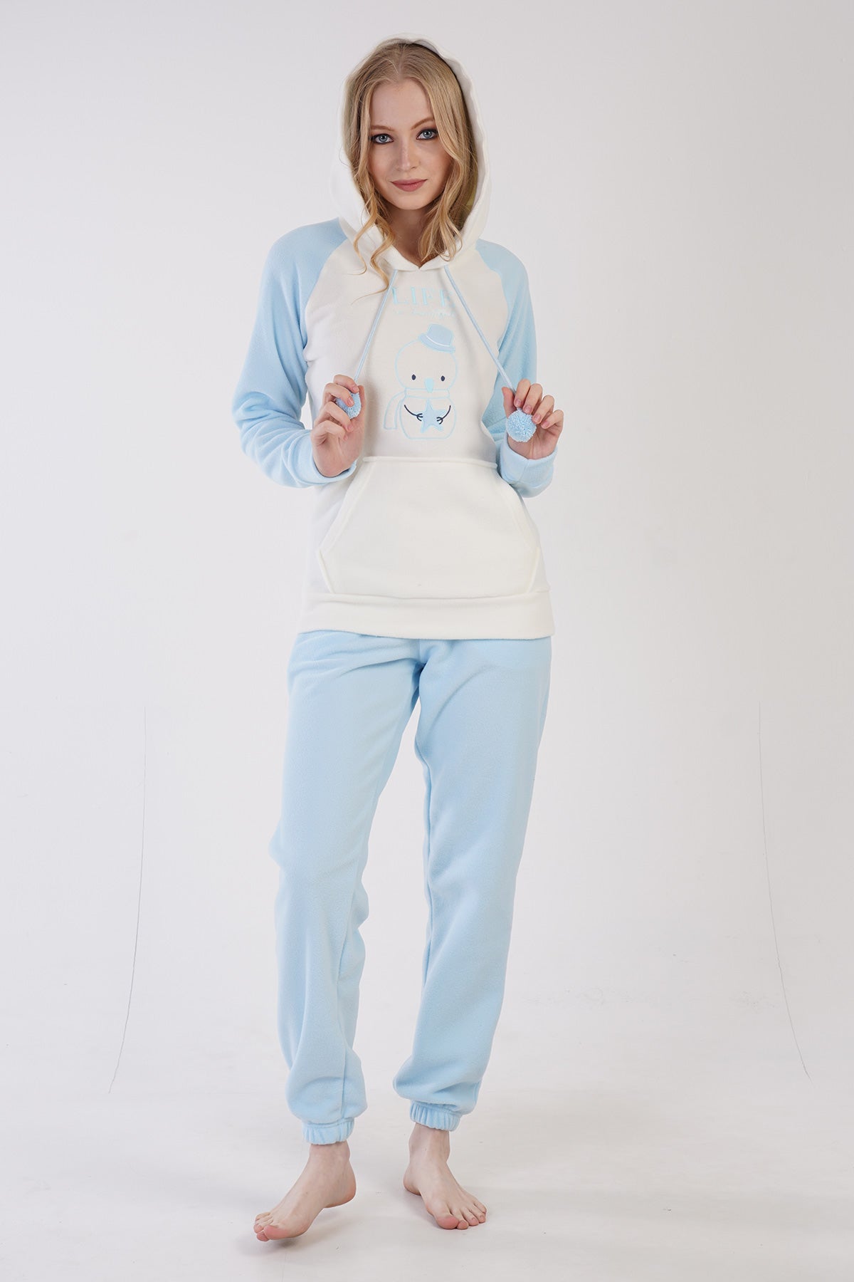 KADIN POLAR KAPSONLU REGLAN UZUN KOL KANGURU CEPLI PACASI BUZGULU MANSETLI CEPLI PIJAMA TAKIM