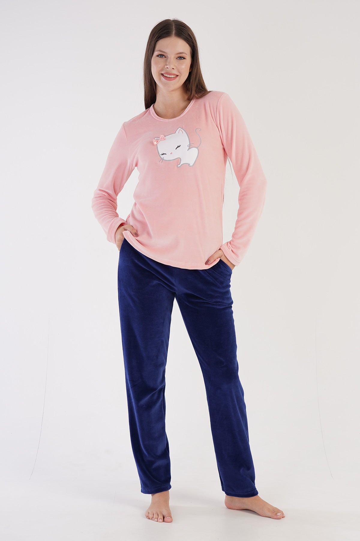 Woman Velvet Nice Pyjama Set