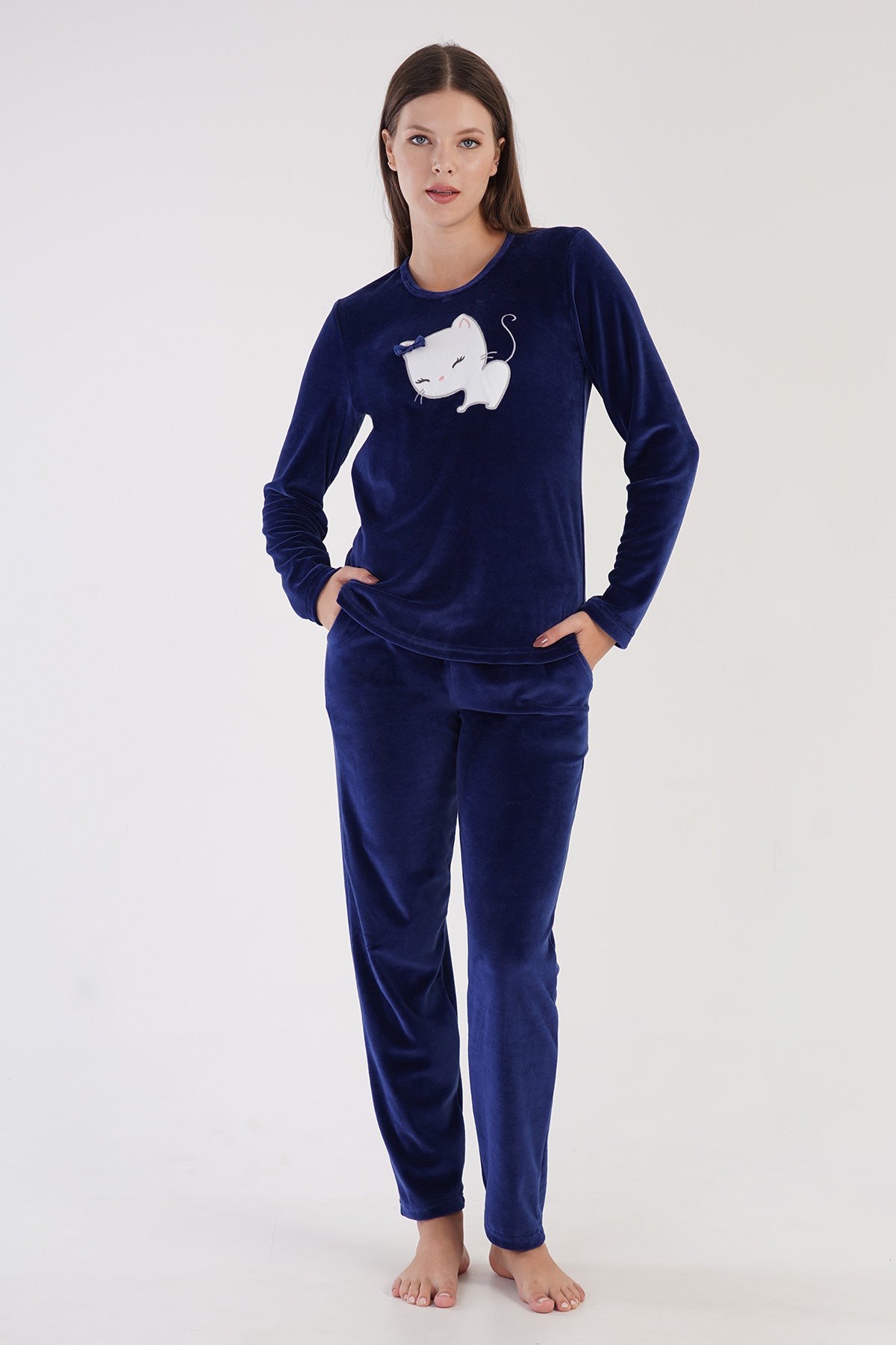 Woman Velvet Nice Pyjama Set
