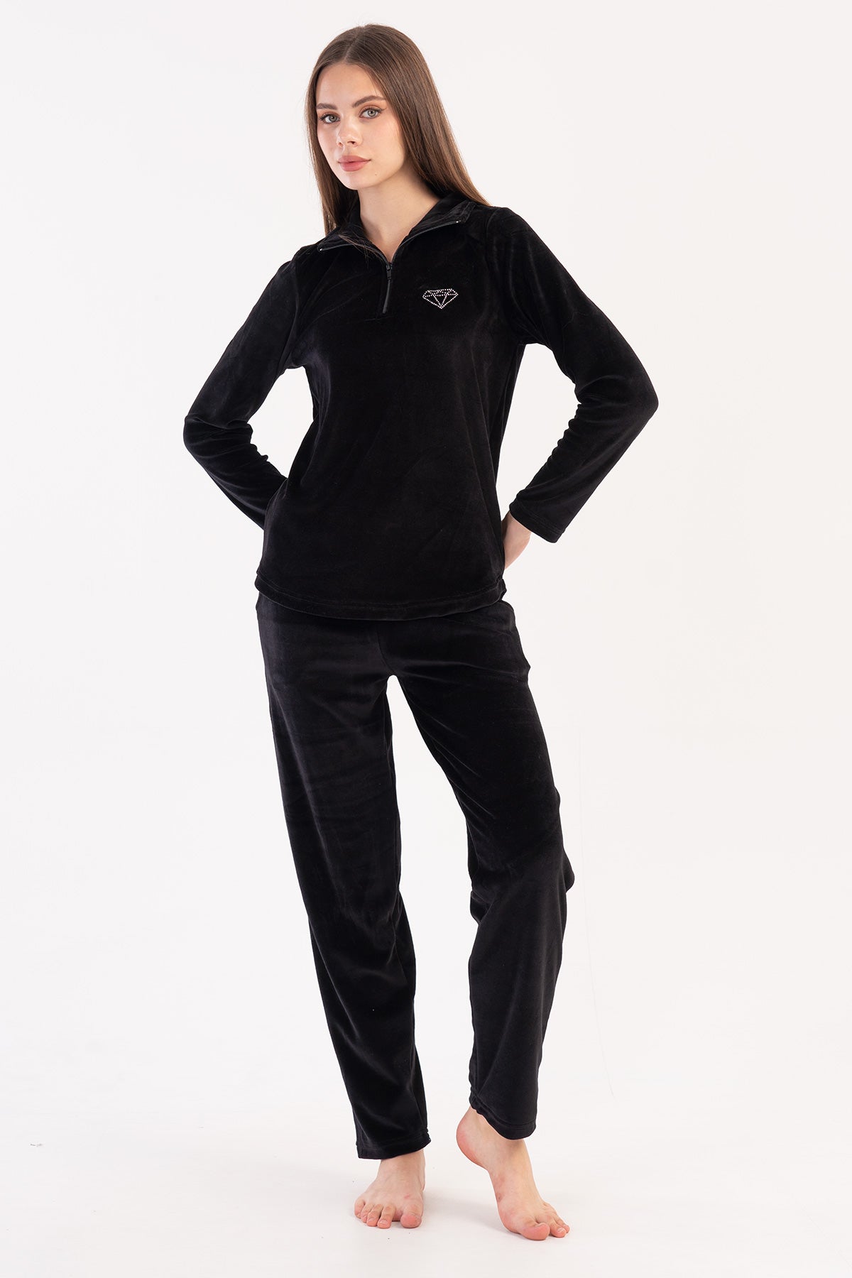 Woman Black Velvet Pyjama Set