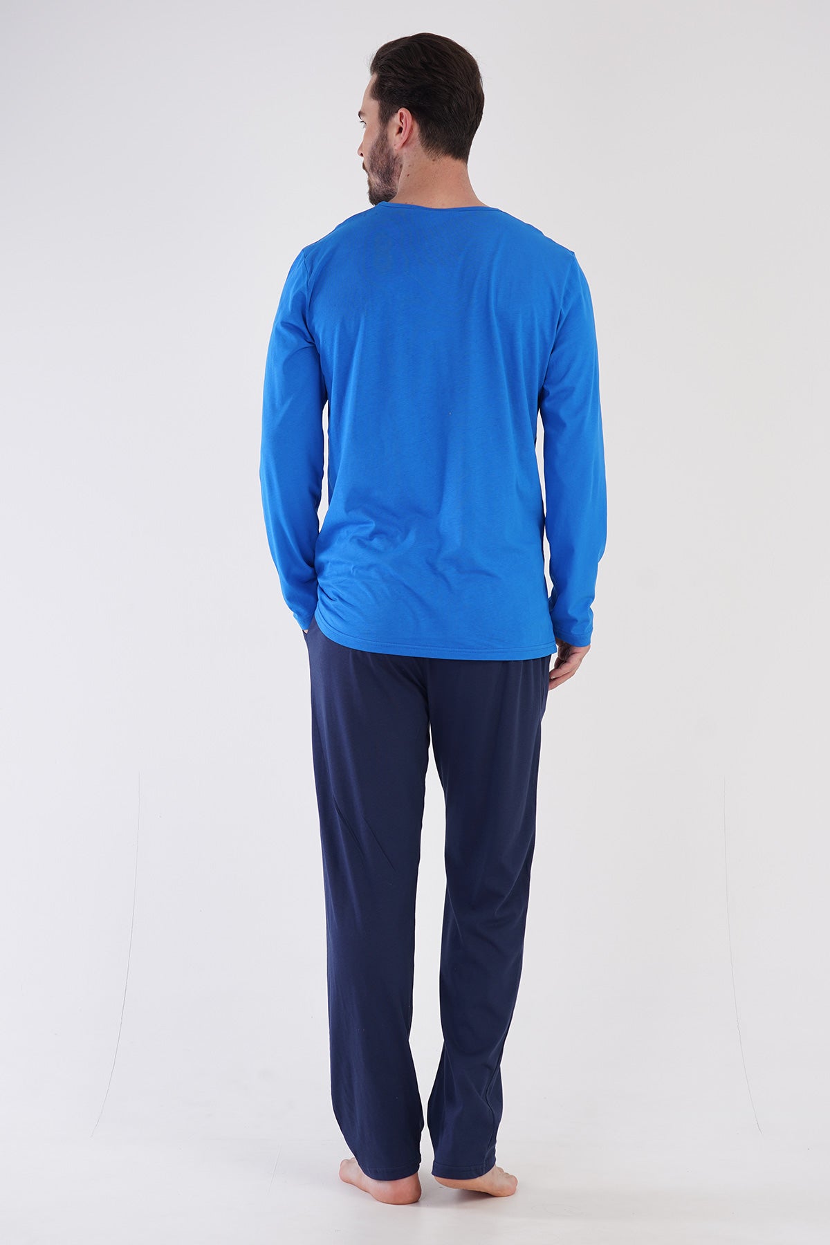 Man Runner Pyjama Set