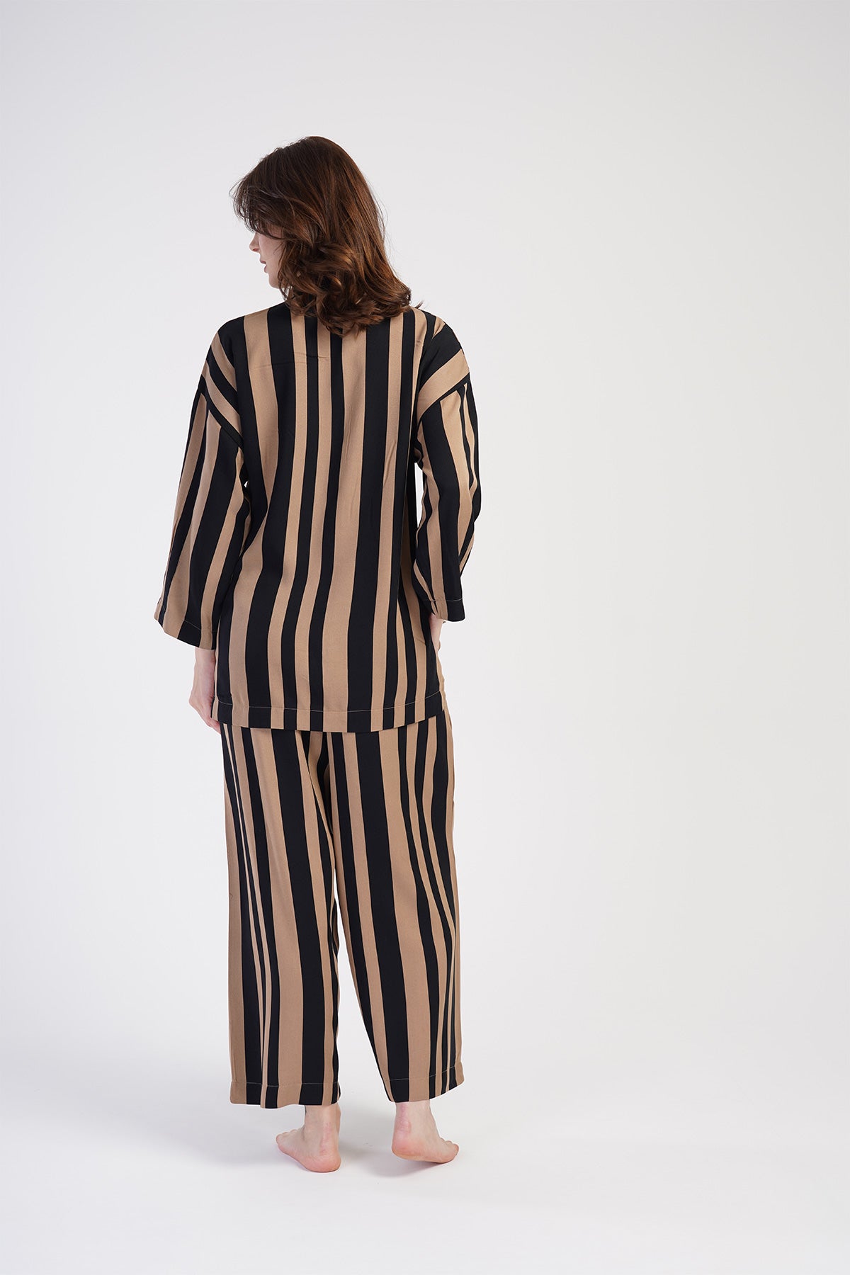 Woman Belmando Shirt Collar Line Pyjama Set