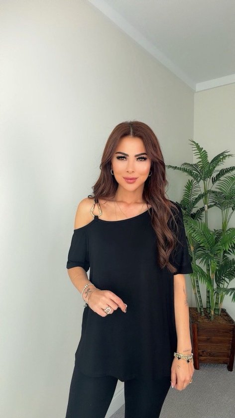 Kadın Kısa Kollu Tek Omuzdan Askılı Toka Detaylı Viskon Bluz