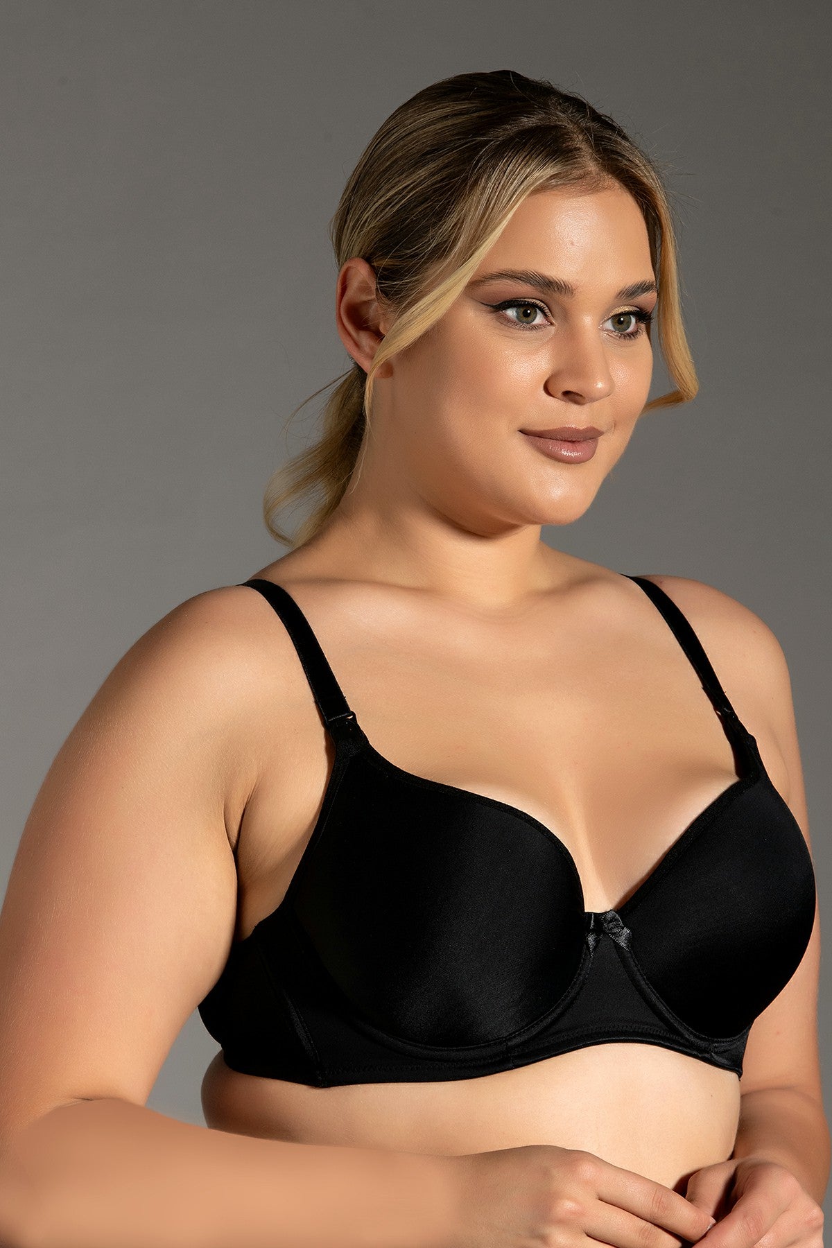 Kadın Desteksiz B Cup Sütyen
