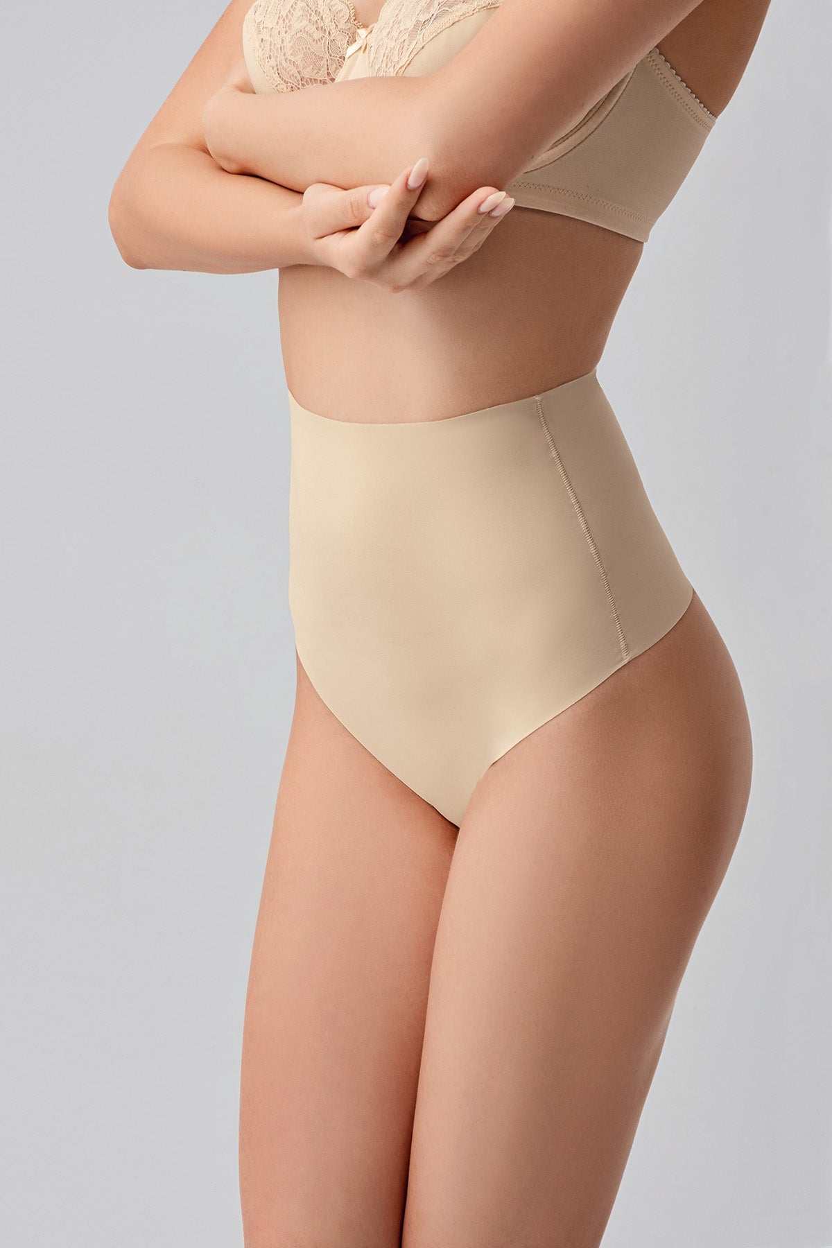 Kadın Yuksek Bel String Lazer Kesim Külot