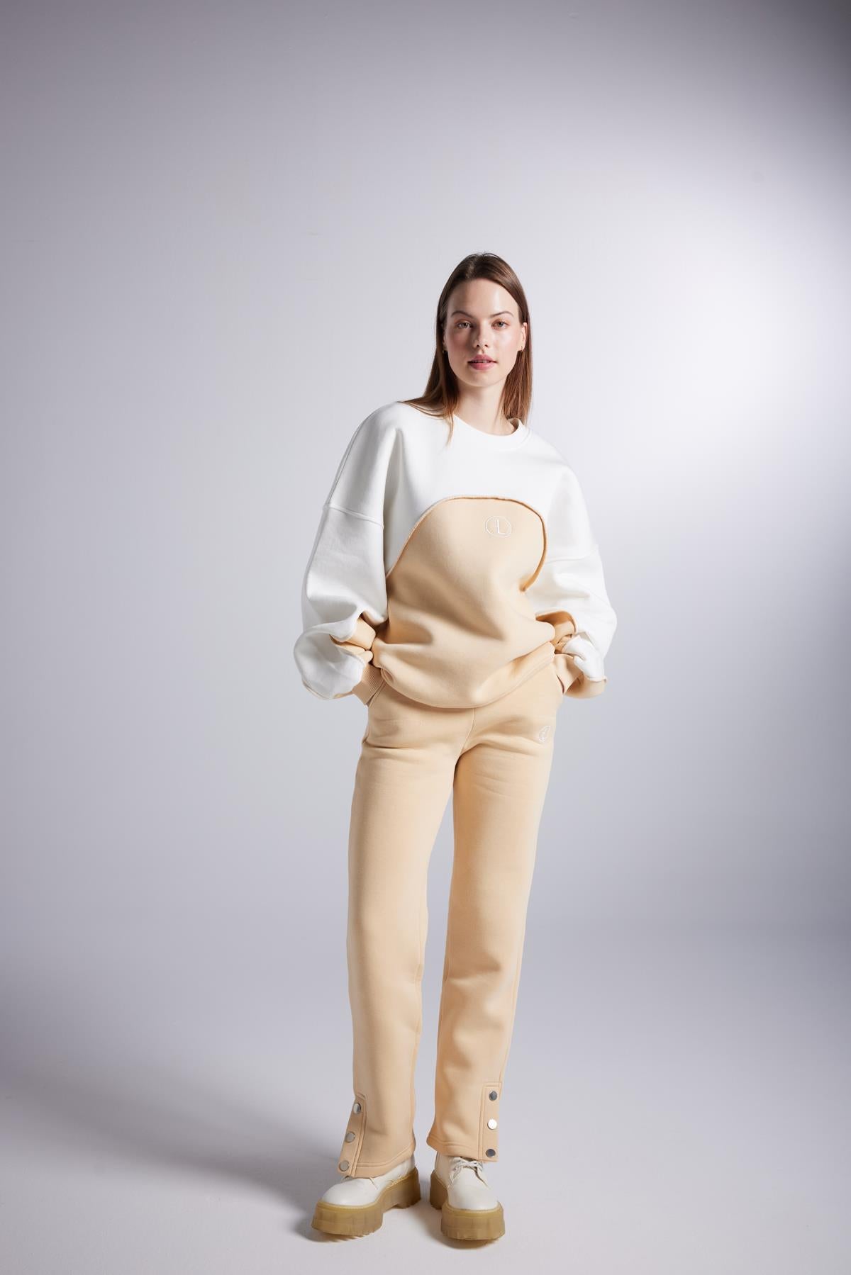 Şardonlu 3 İplik Kumaş Çıtçıt Kapamalı Lastikli Düz Kesim Nola Eşofman Altı Bej Bej L