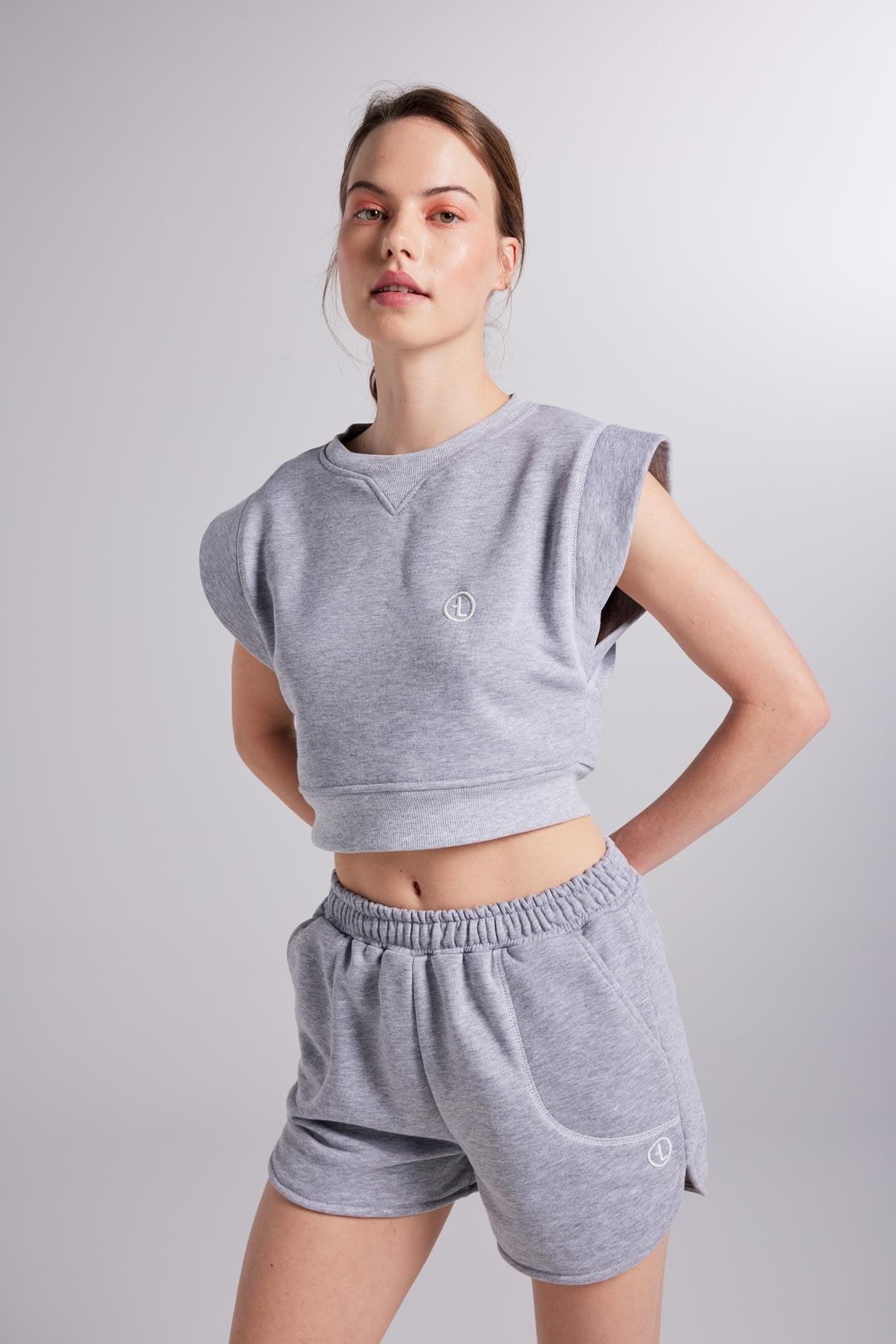 Crop Kesim Kontrast Dikişli Rhode Tshirt Gri