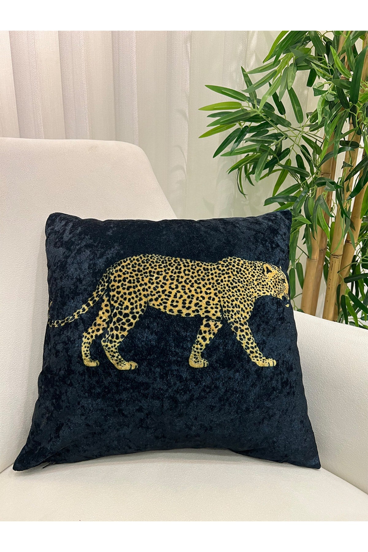 %100 Kadife Leopar Desenli Kırlent Yastık Kılıfı