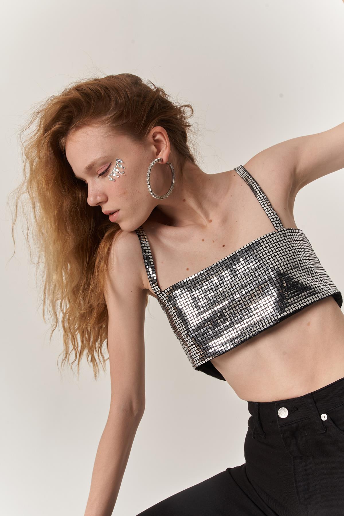 Straplez Askılı Glammy Crop Gümüş Gri M