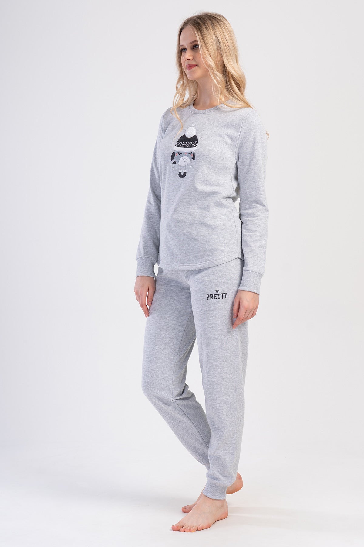 Woman Two Yarn Winta Pyjama Set