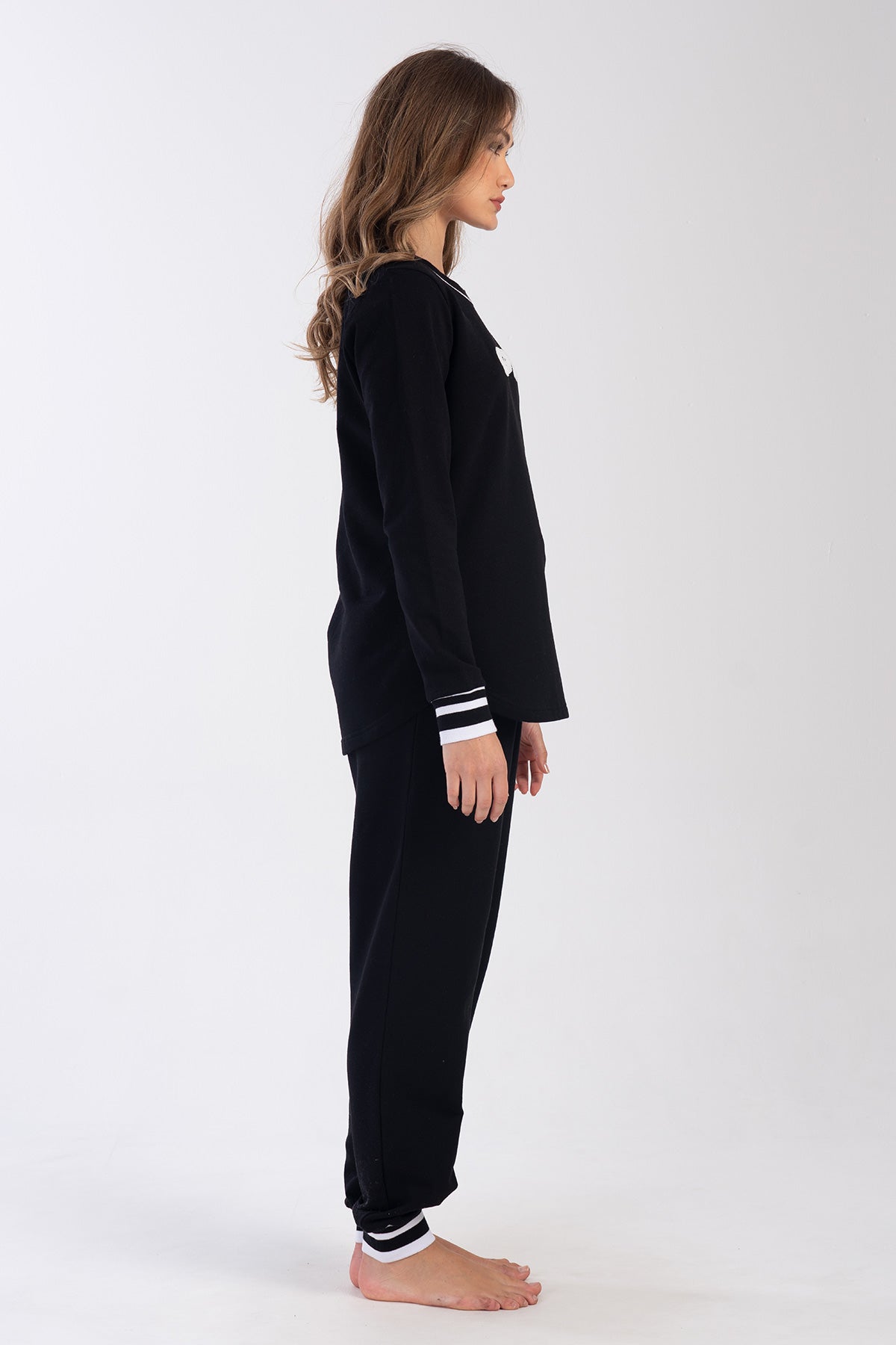 Woman Goodie Two Yarn Pyjama Set