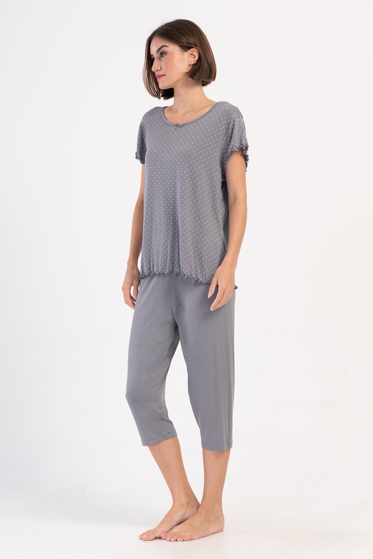 KADIN VISCON XXL KAYIK YAKA FIYONKLU KISA KOL BIBILALI KAPRI TAKIM