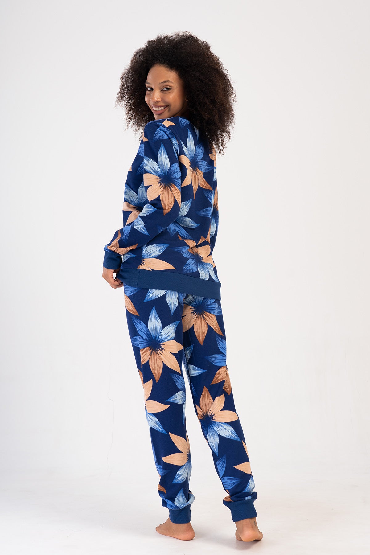 Woman Helin Two Yarn Pyjama Set