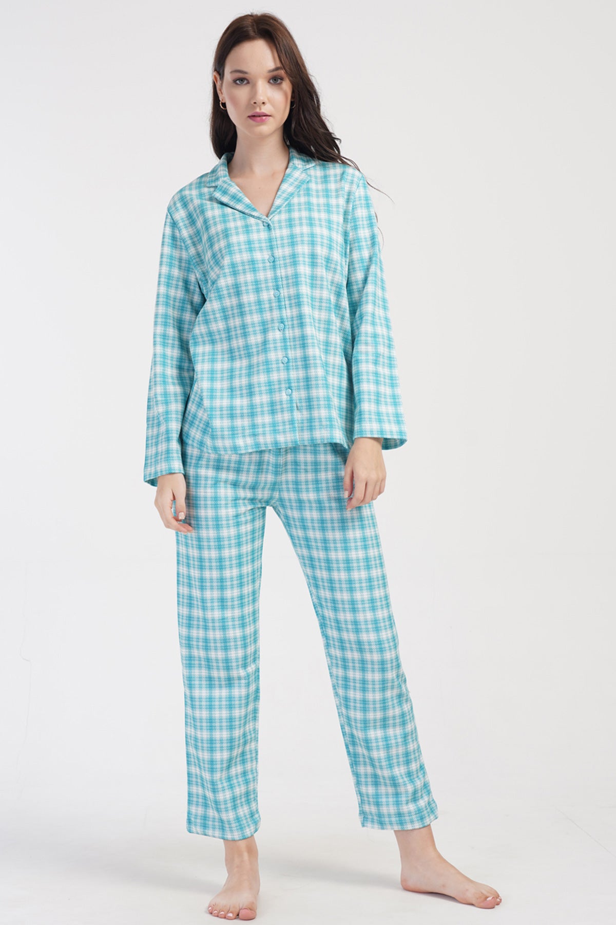 Woman Two Yarn Mint Buttoned Pyjama Set