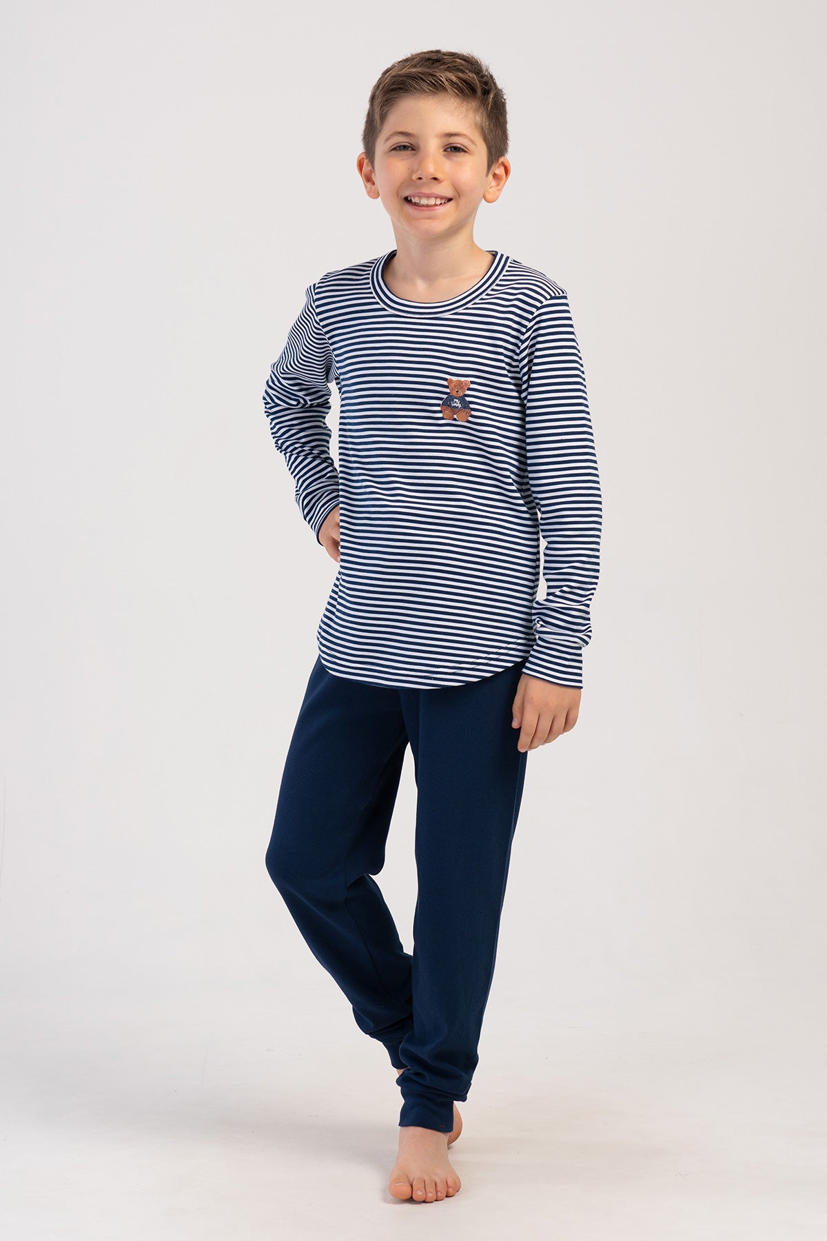 ERKEK COCUK INTERLOK O YAKA UZUN KOL MANSETLI PIJAMA TAKIM(7-8/13-14)