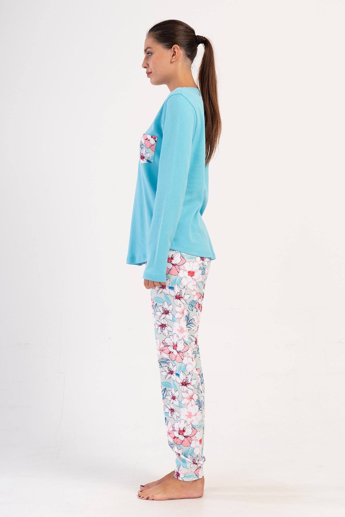 Woman Natalie Interlock Buttoned O Neck Pyjama Set