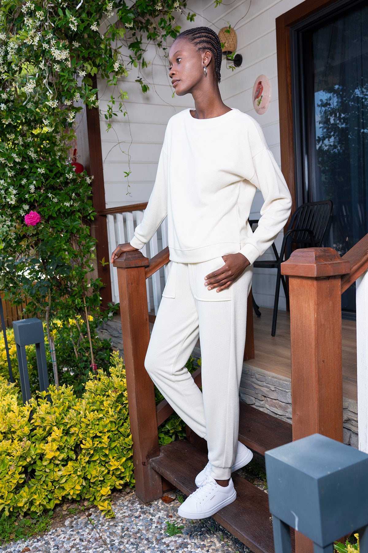 KADIN LYC POLYVISCON SELANIK KAYIK YAKA DUSUK OMUZLU UZUN KOL MANSETLI CEPLI PANTOLON TAKIM