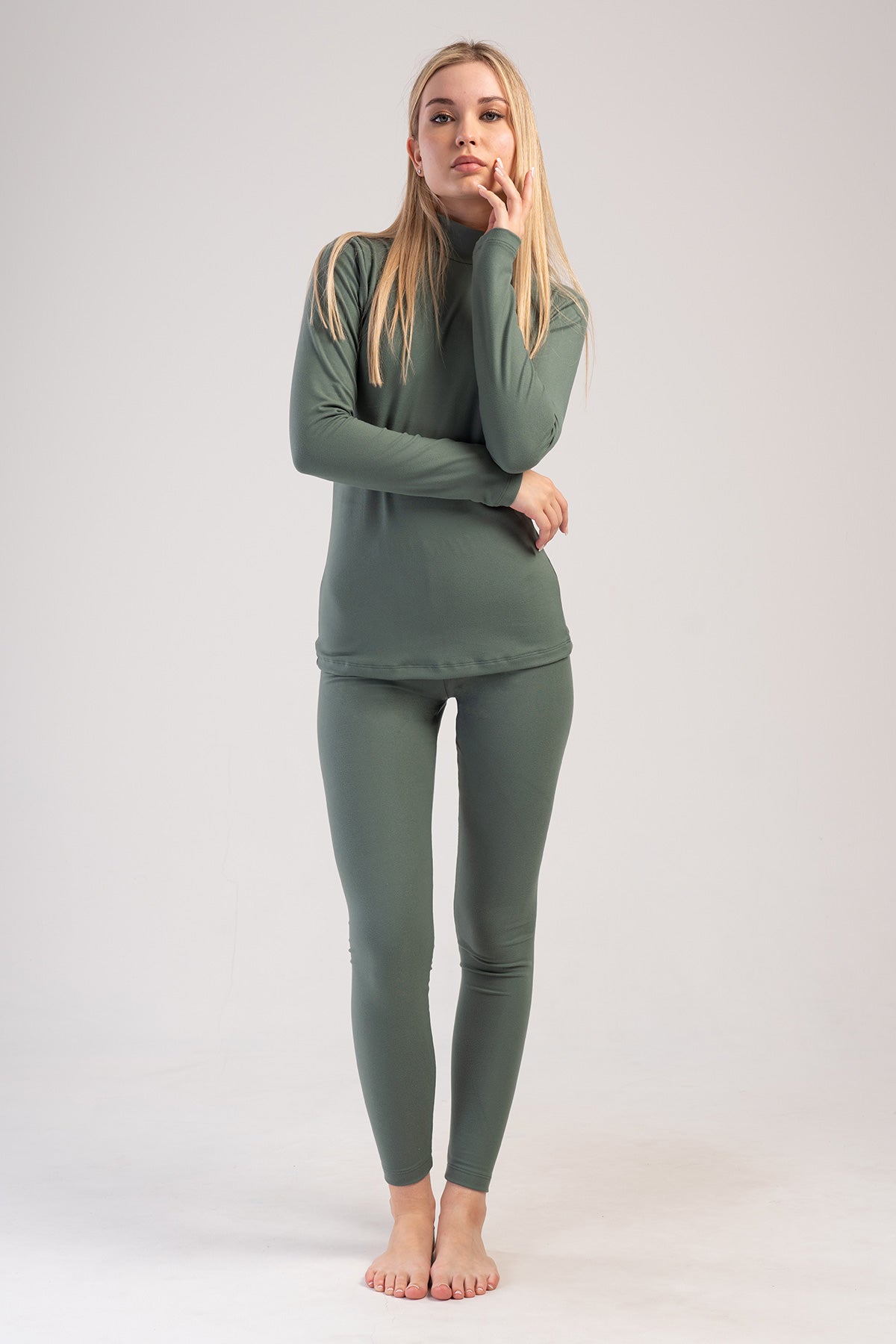 Woman Comfort Defa Collared Underwear Set