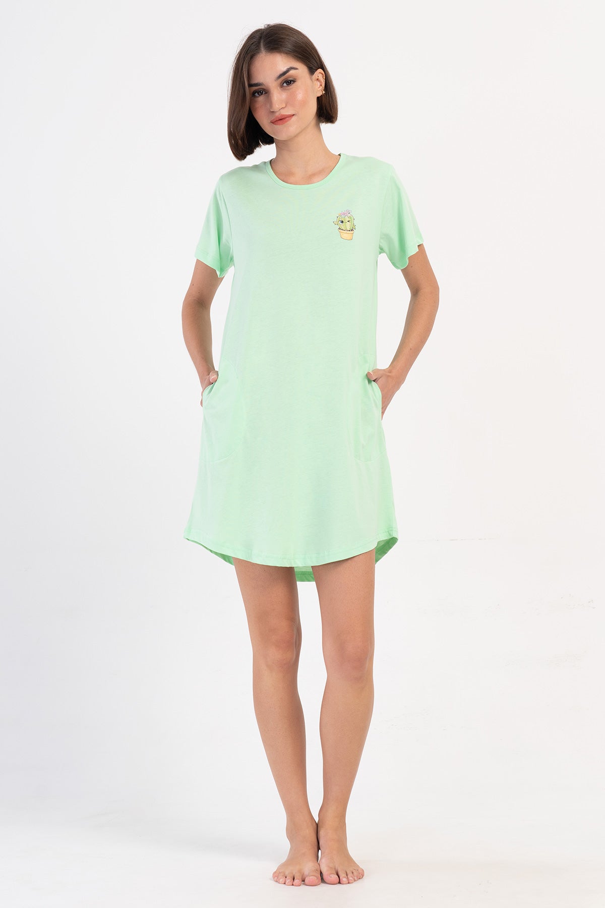 KADIN P.SUPREM O YAKA KISA KOL ETEGI OVAL CEPLI TUNIK