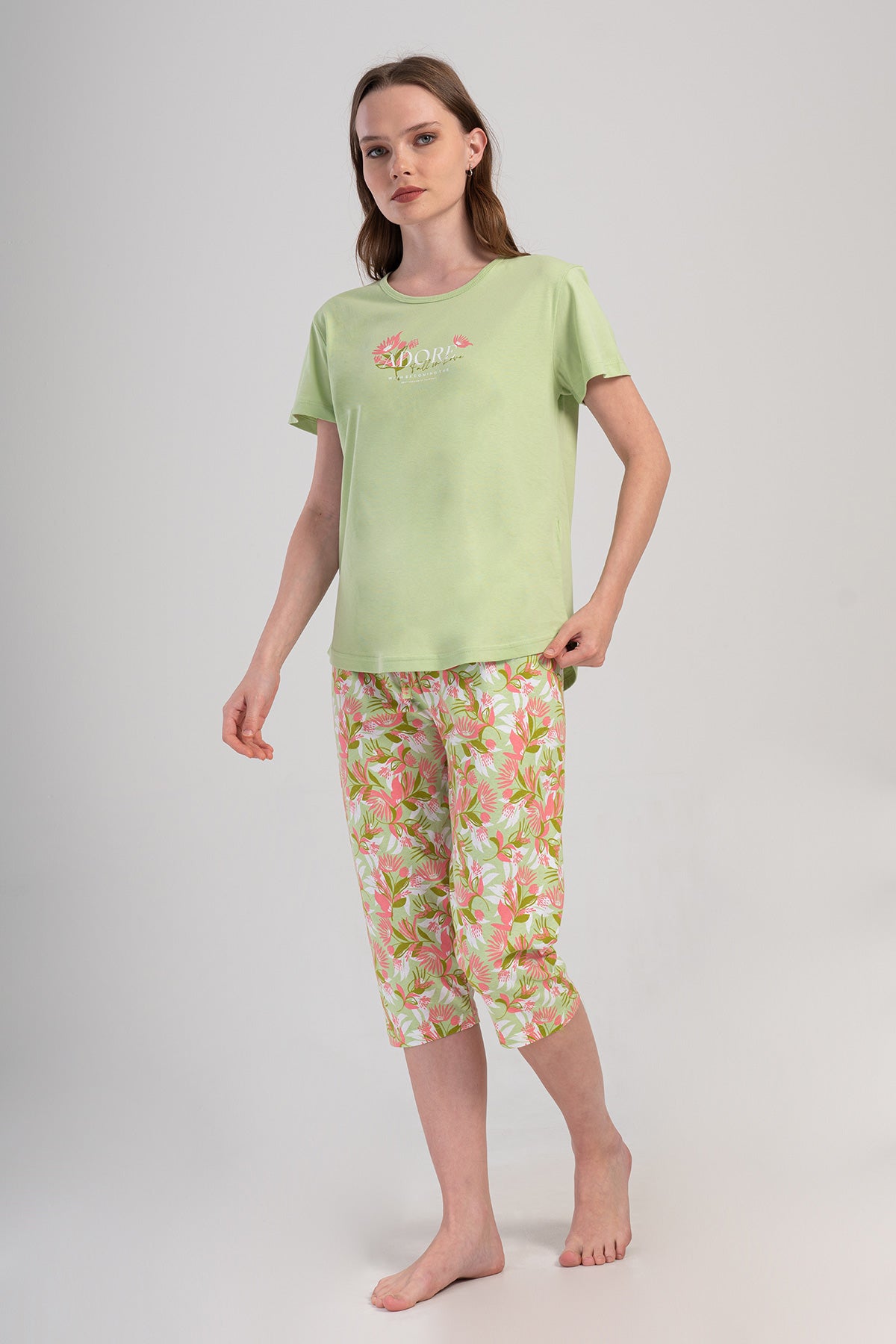 Woman Supreme Lase Capri Set
