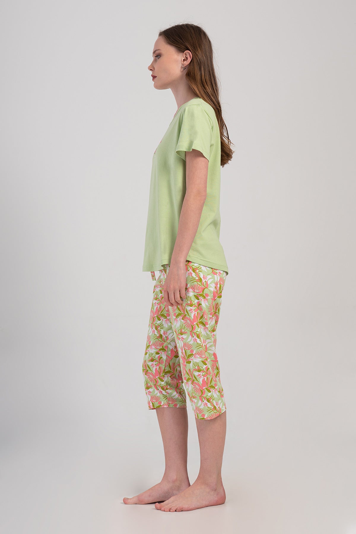 Woman Supreme Lase Capri Set