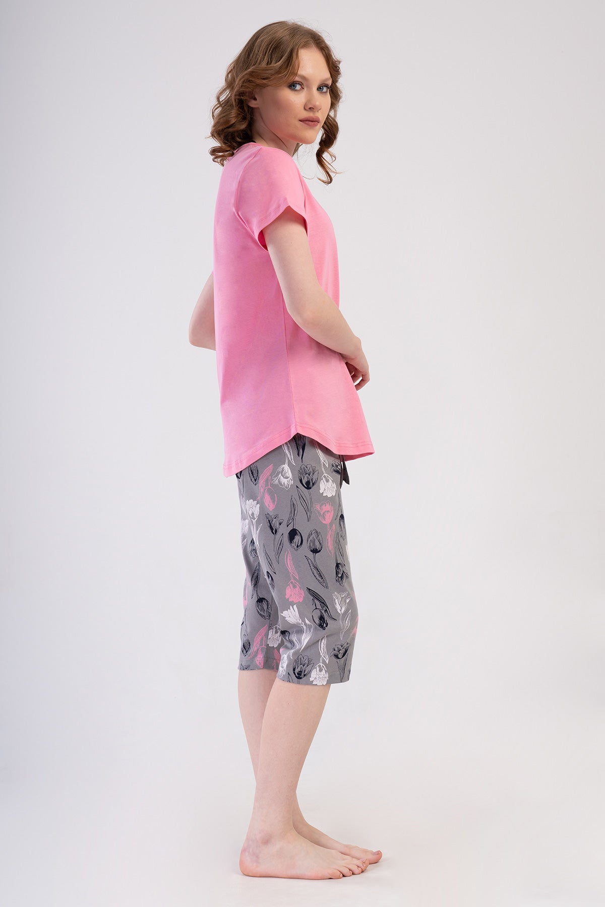 Woman Supreme Aryan Capri Set