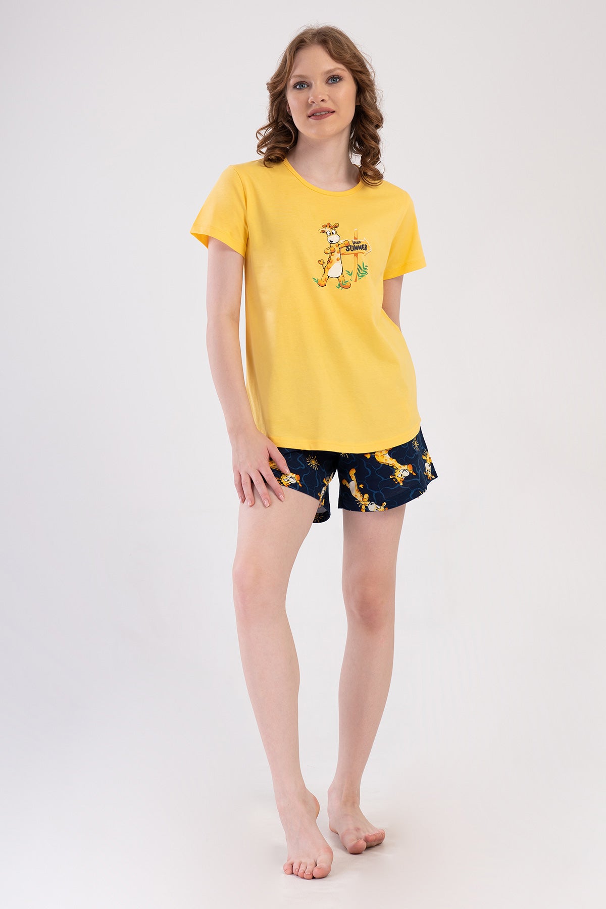 KADIN P.SUPREM O YAKA KISA KOL ETEGI OVAL SORT TAKIM