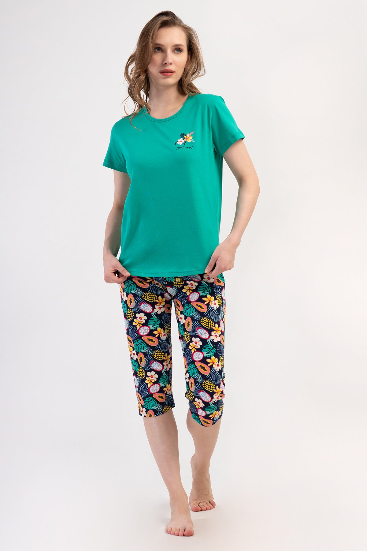 Woman Supreme Sola Capri Set