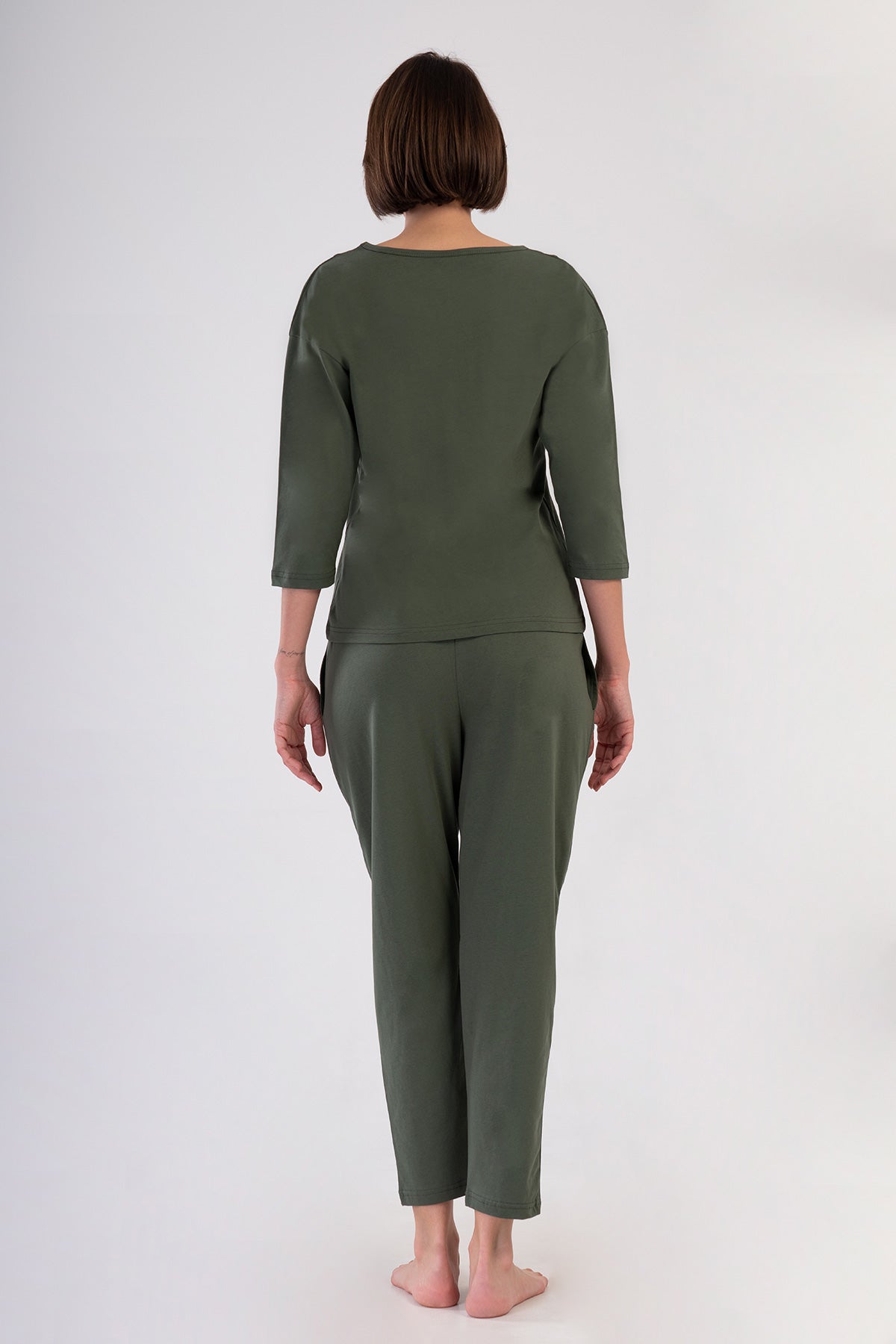 KADIN P.SUPREM O YAKA DUSUK OMUZLU 3/4KOL PILELI CEPLI 7/8 BOY PIJAMA TAKIM