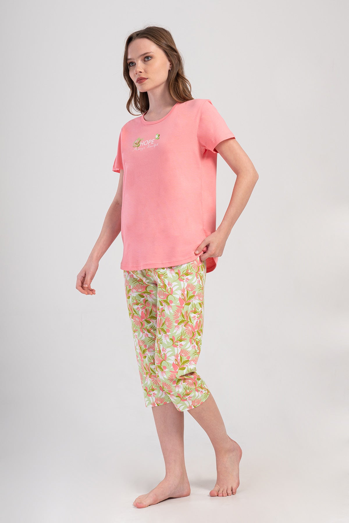 Woman Supreme Lase Short Sleeve Capri Set