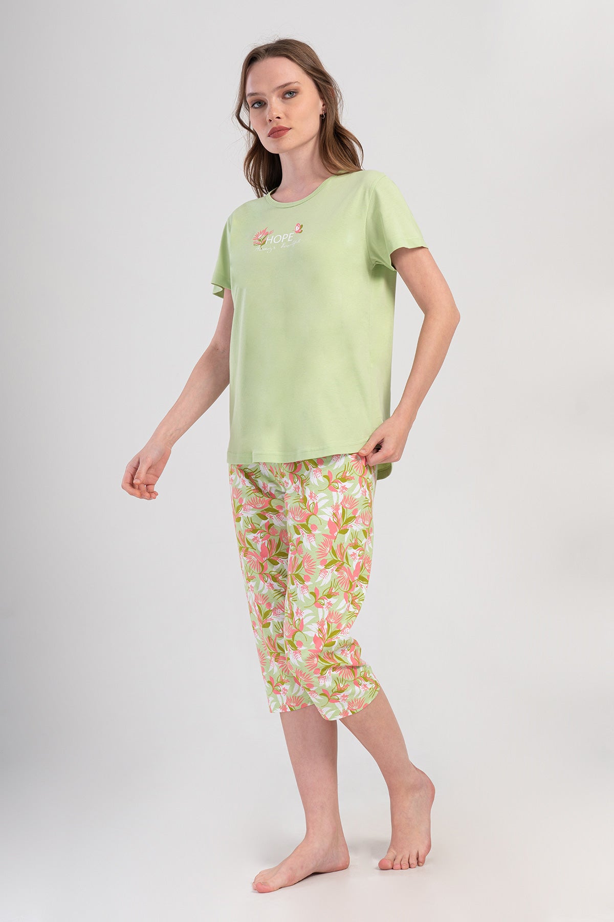 Woman Supreme Lase Short Sleeve Capri Set