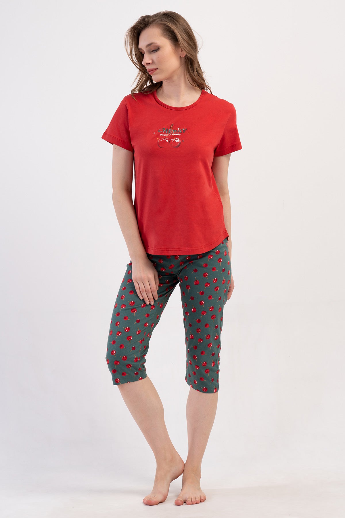 Woman Supreme Naya Capri Set