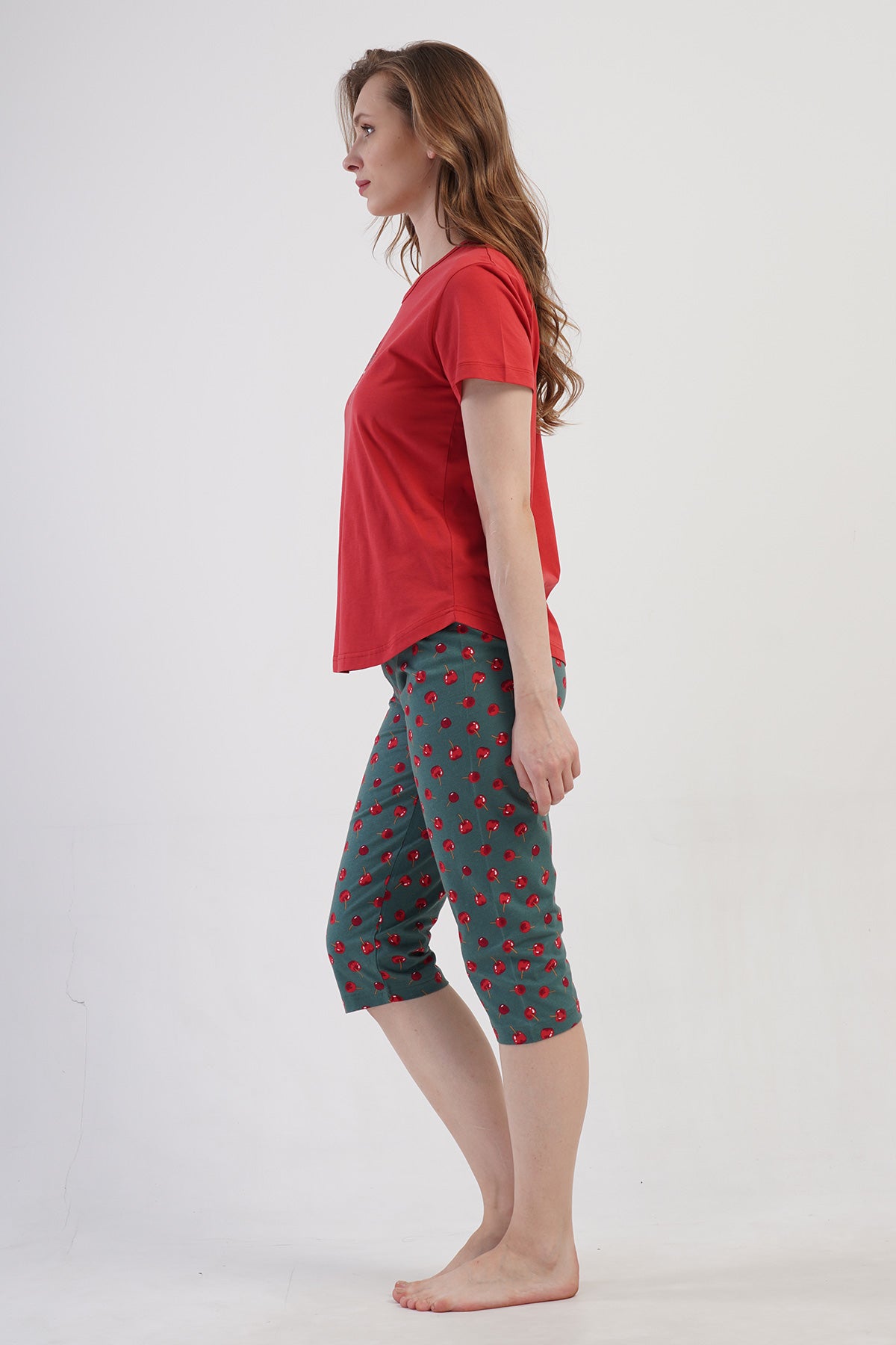Woman Supreme Naya Capri Set