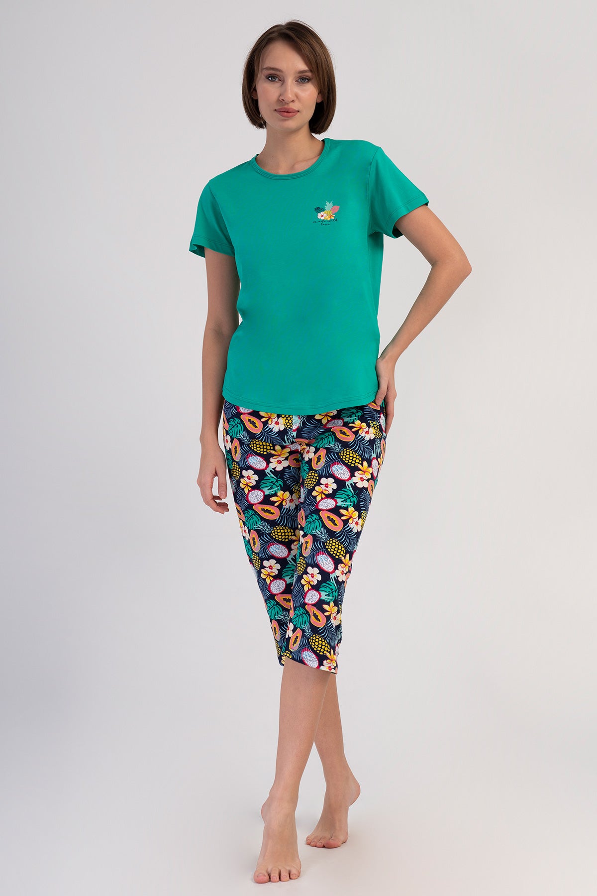 Woman Supreme Sola Capri Set