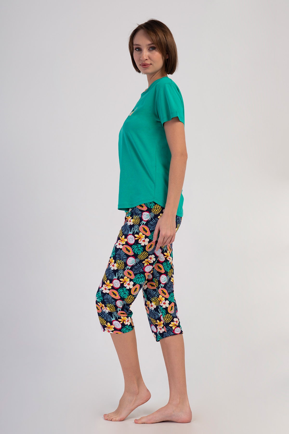 Woman Supreme Sola Capri Set