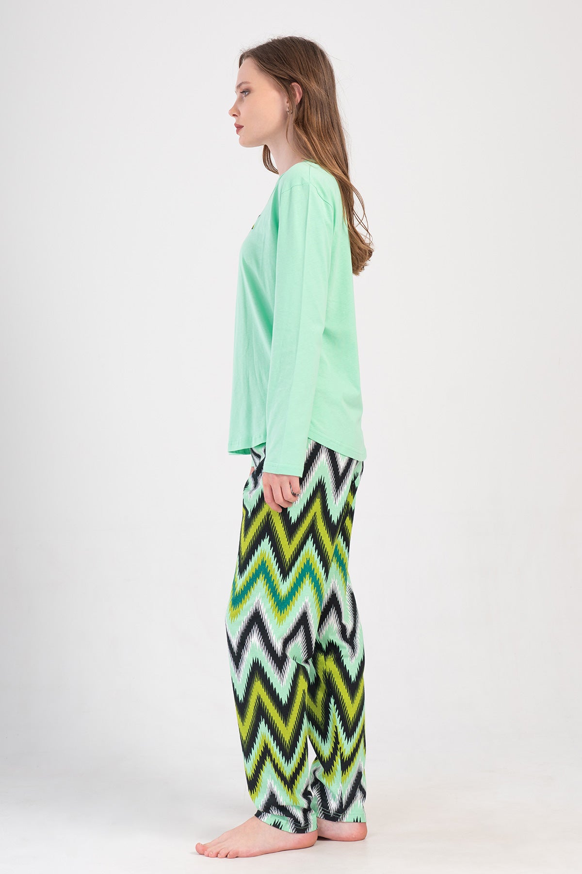 KADIN P.SUPREM O YAKA UZUN KOL ETEGI OVAL PIJAMA TAKIM