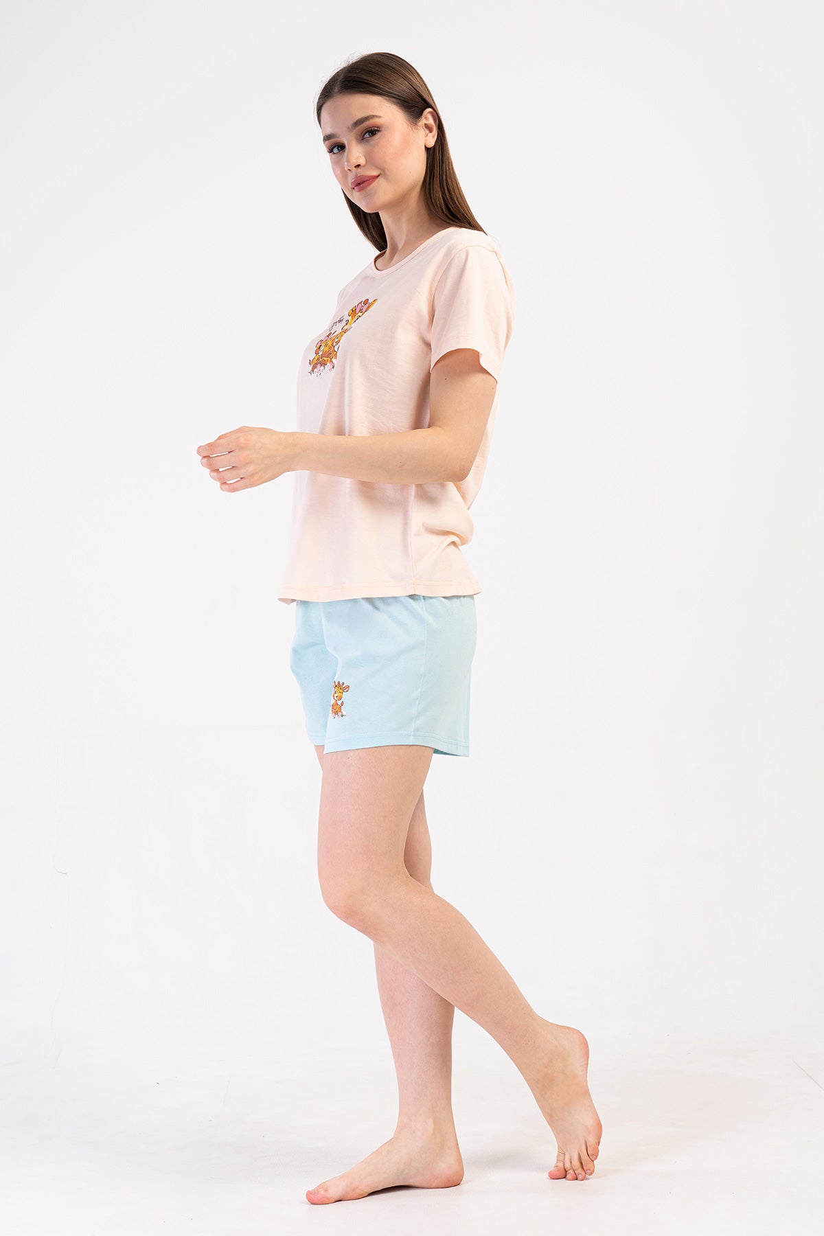 KADIN P.SUPREM O YAKA KISA KOL ETEGI OVAL SORT TAKIM