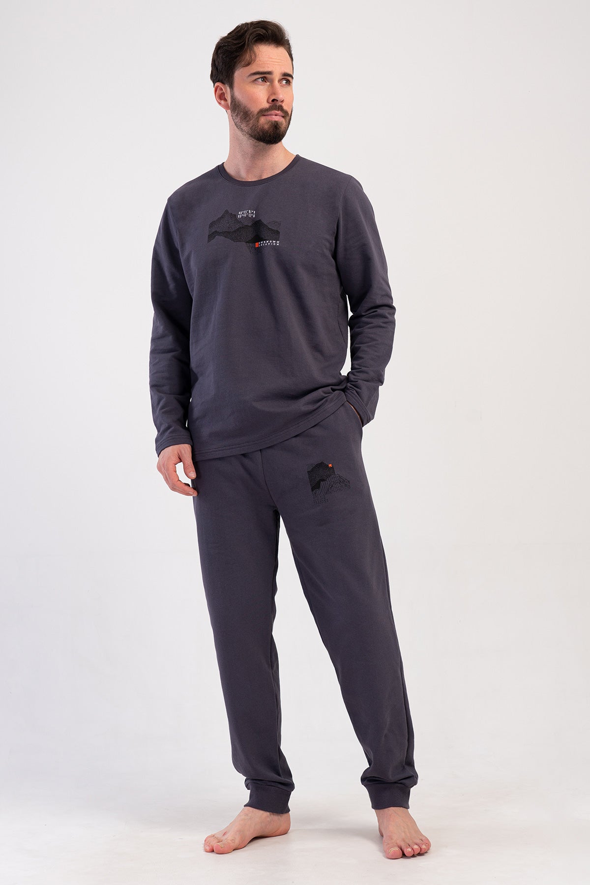 CEPLI ERKEK 2IPLIK O YAKA UZUN KOL MANSETLI PIJAMA TAKIM