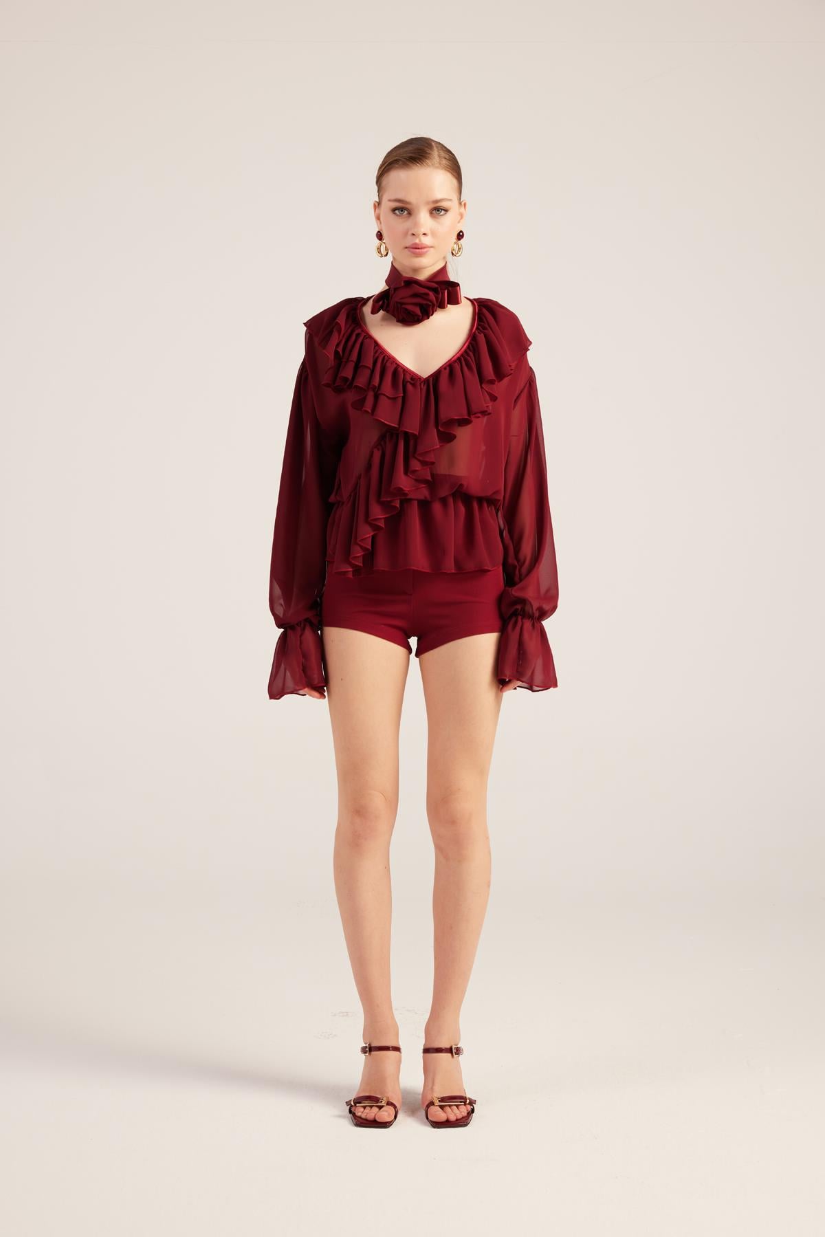 Fırfırlı Güllü Choker Aksesuarlı Şifon Sassy Gömlek Bordo
