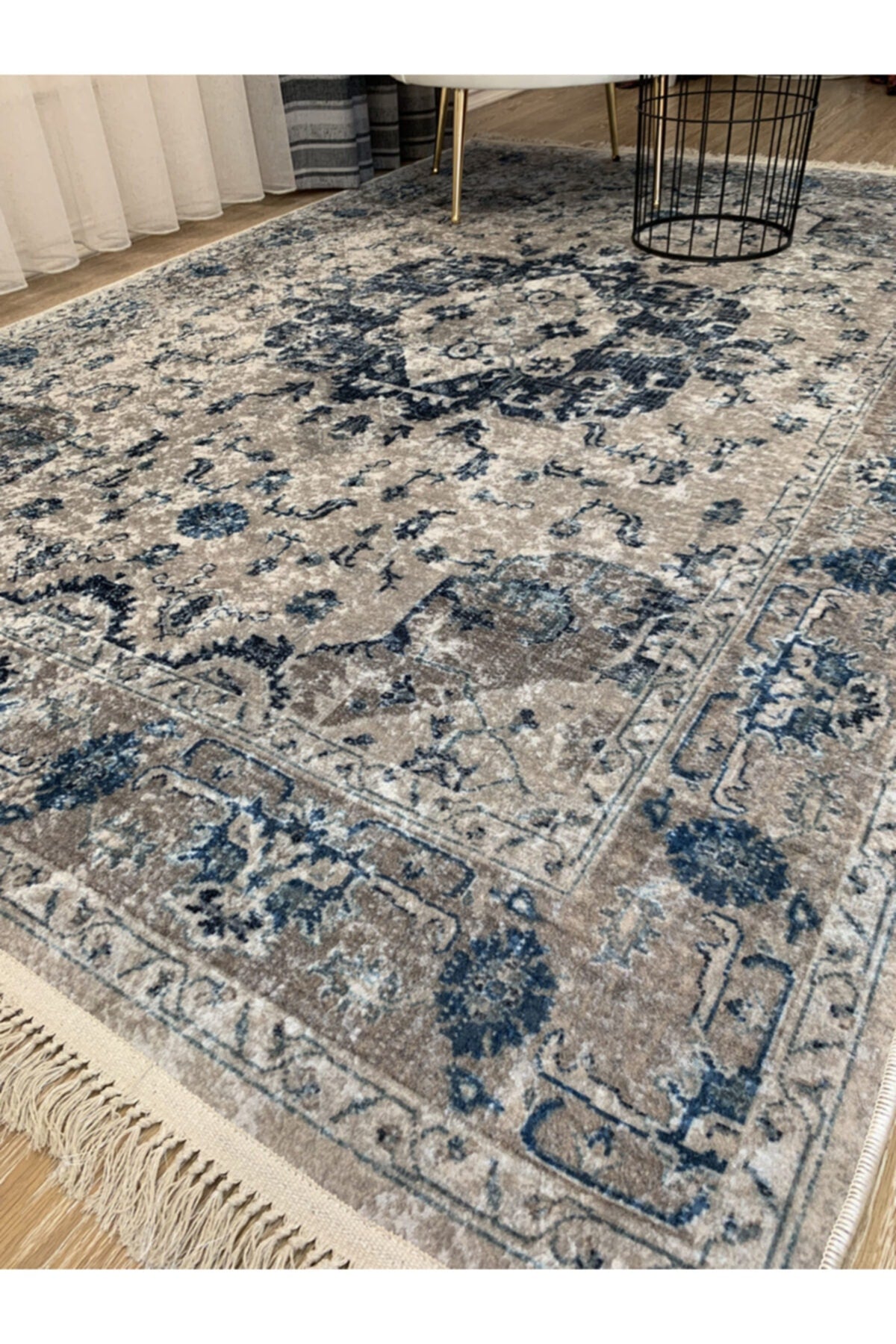 Aker Kilim Motif Lateks Kaymaz Taban Saçaklı Eskitme Halı