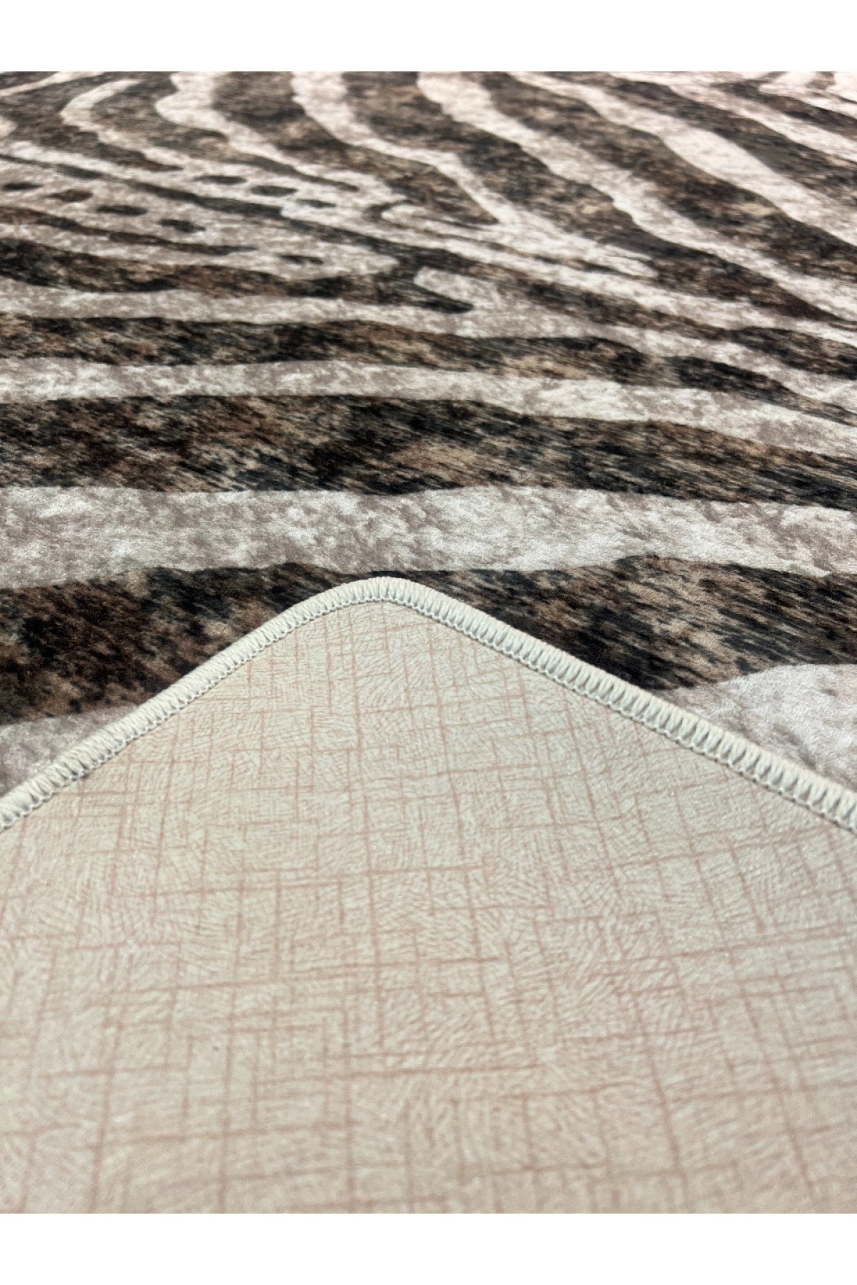 Zebra Desenli Yuvarlak Siyah - Gri Dekoratif Halı