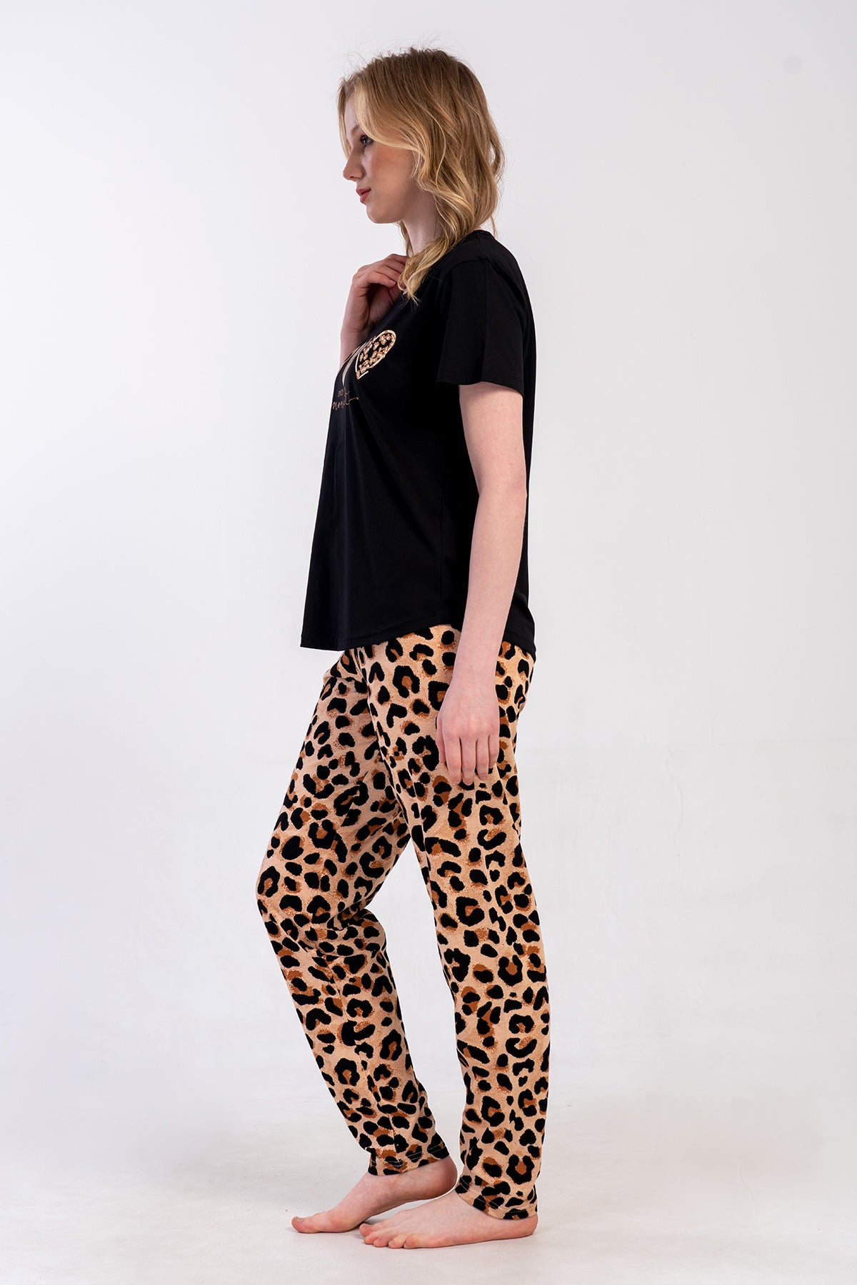 KADIN P.SUPREM XXL O YAKA KISA KOL ETEGI OVAL PIJAMA TAKIM