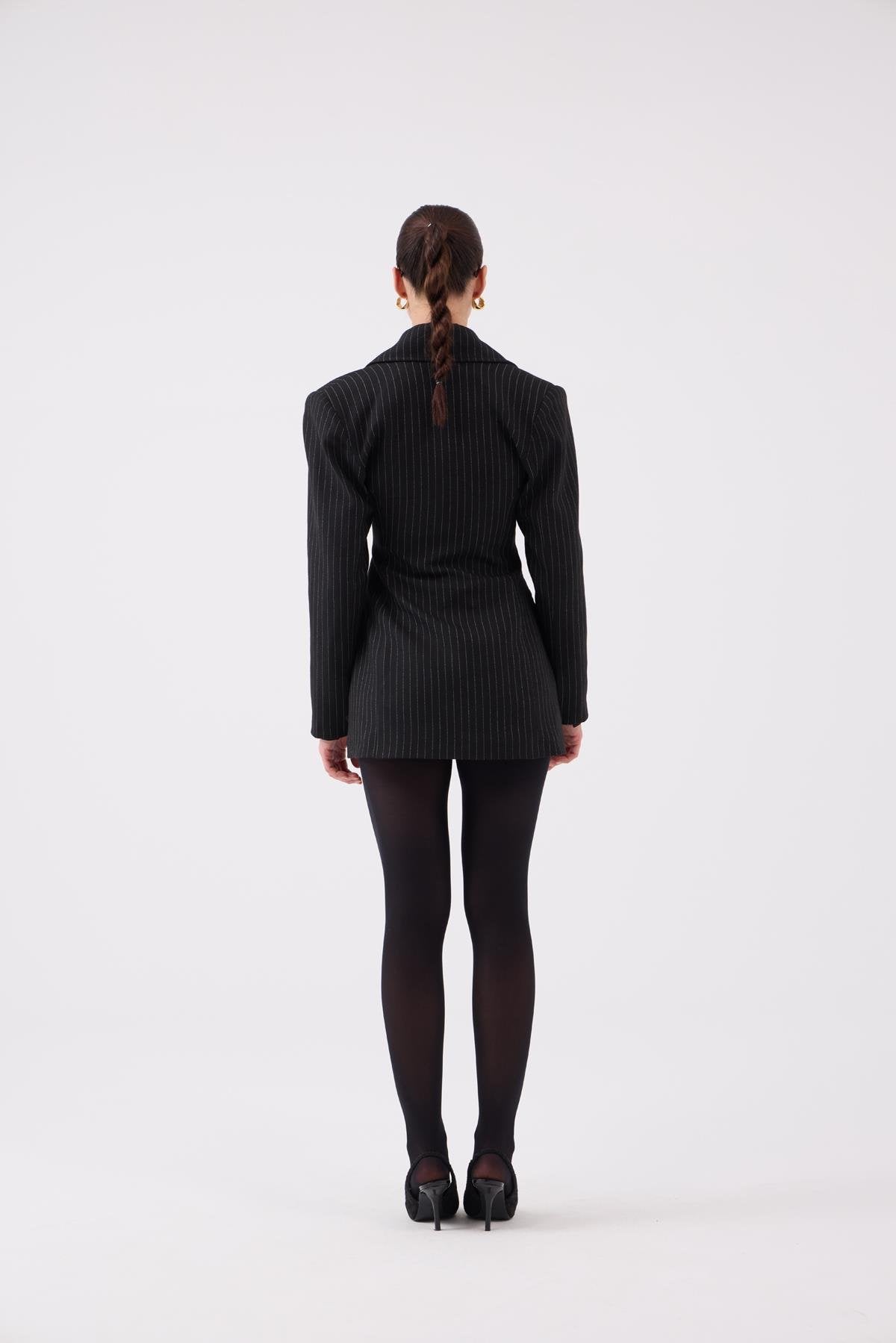 Belden Oturmalı Çizgili Fit Kesim Karen Blazer Ceket Siyah