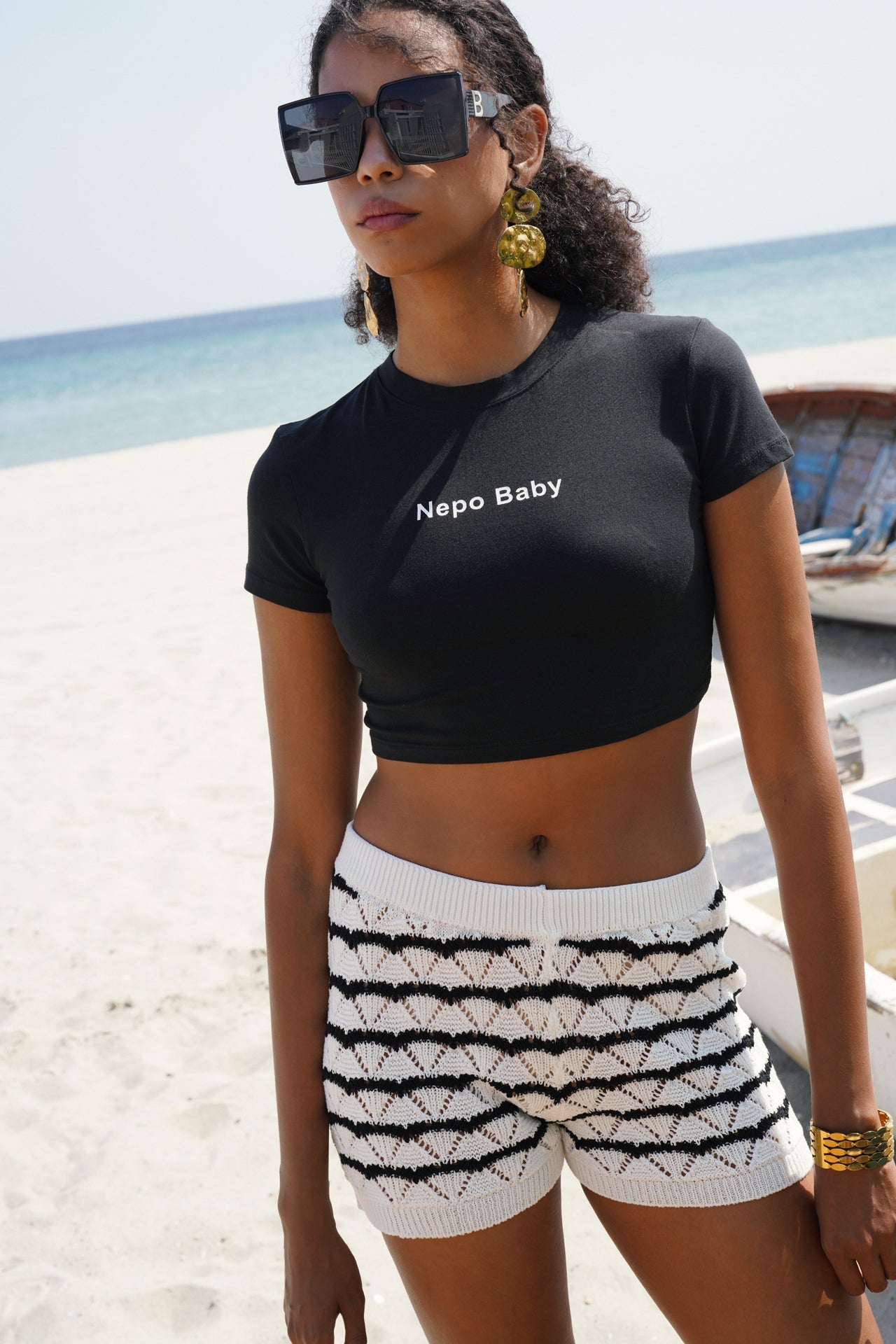 Nepo Baskılı Crop Siyah T-Shirt