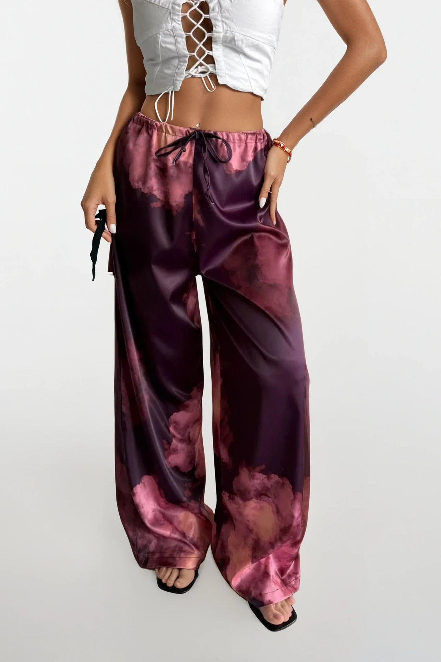 Bel Lastikli Desenli Saten Bordo Pantolon