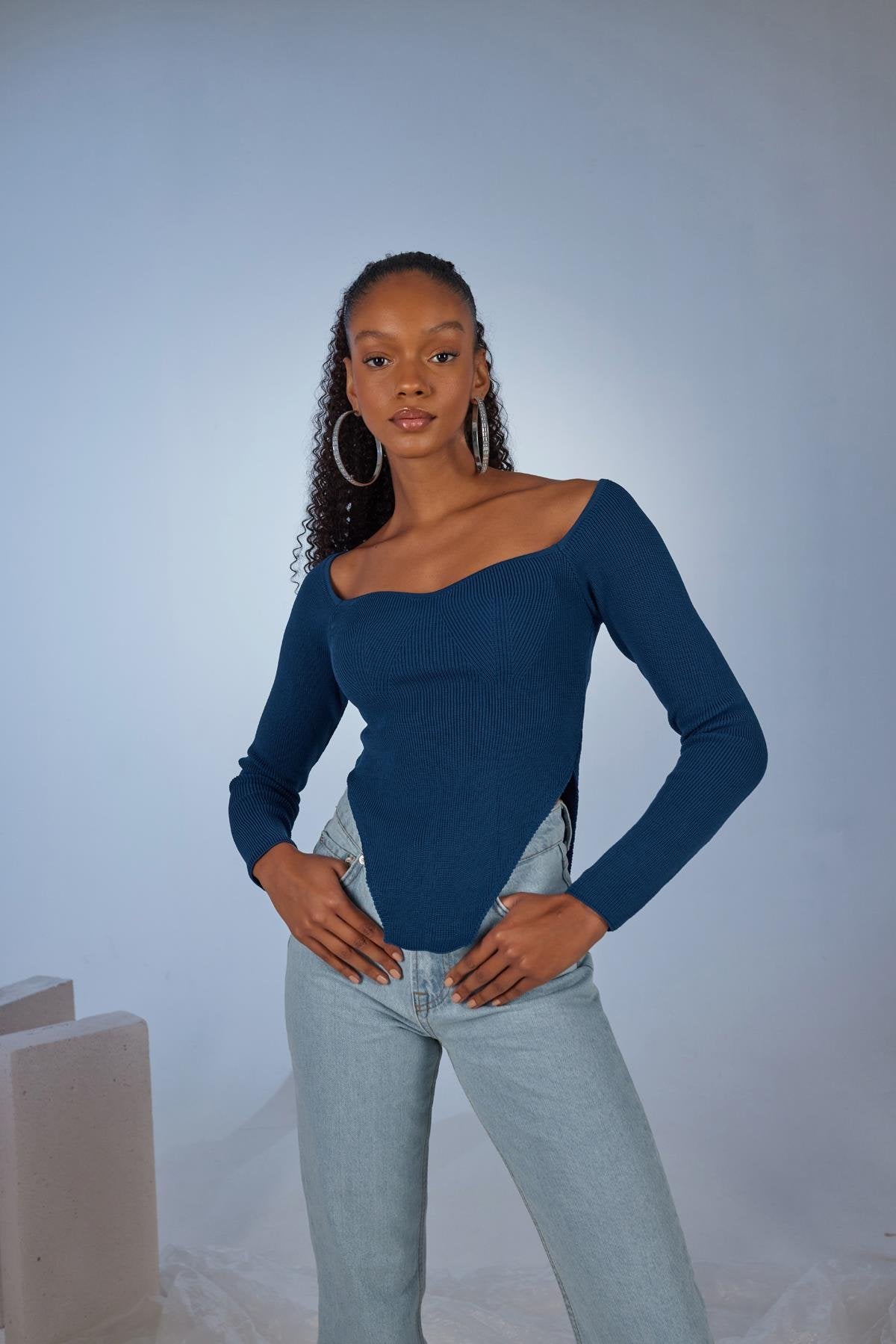 Uzun Kol Kalp Yaka Rolla Kazak Lacivert