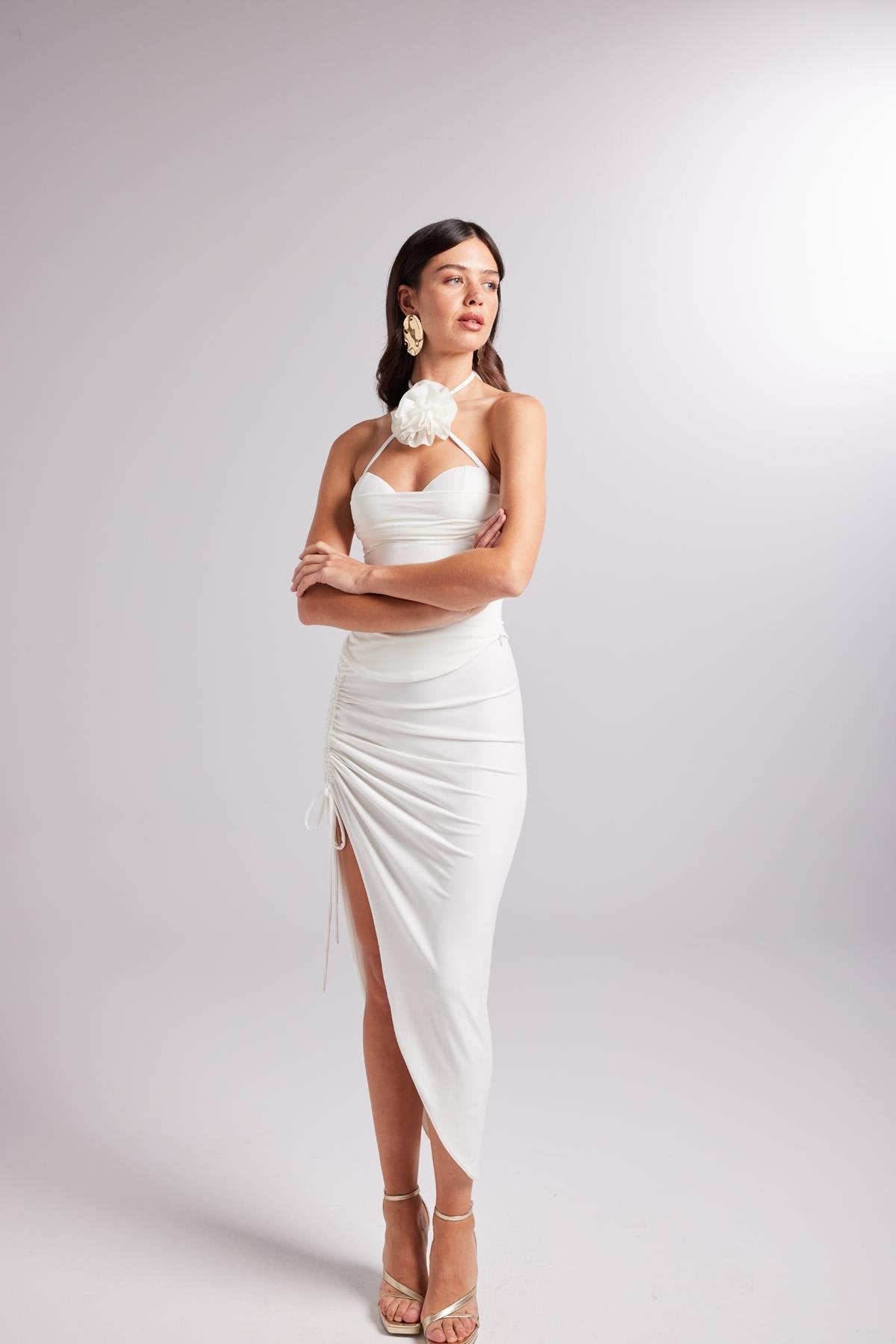 Çıkarılabilir Çiçek Detaylı Gloplu Raby Bluz Beyaz