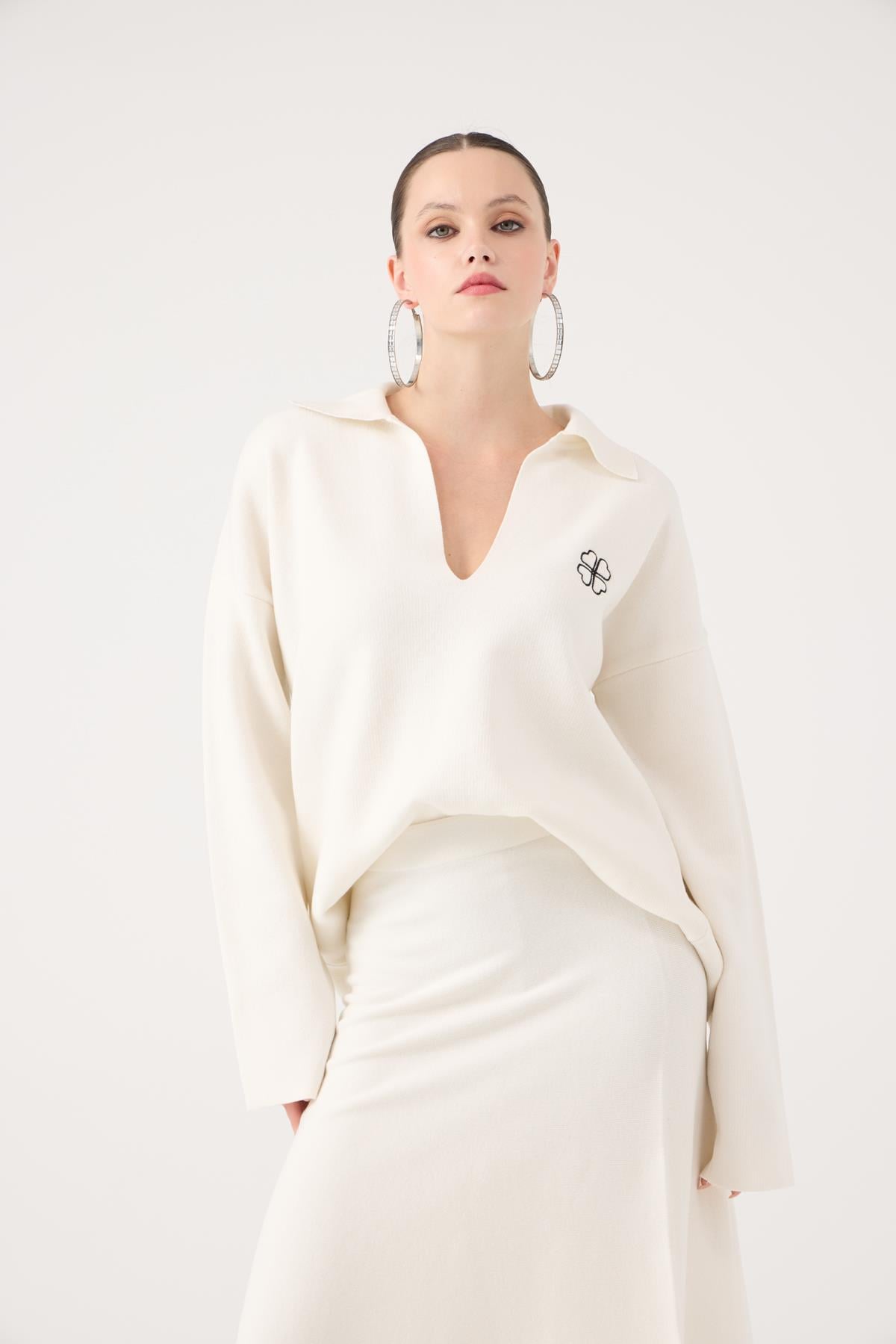 Oversize Kesim Polo Yaka Zoi Triko Kazak Beyaz