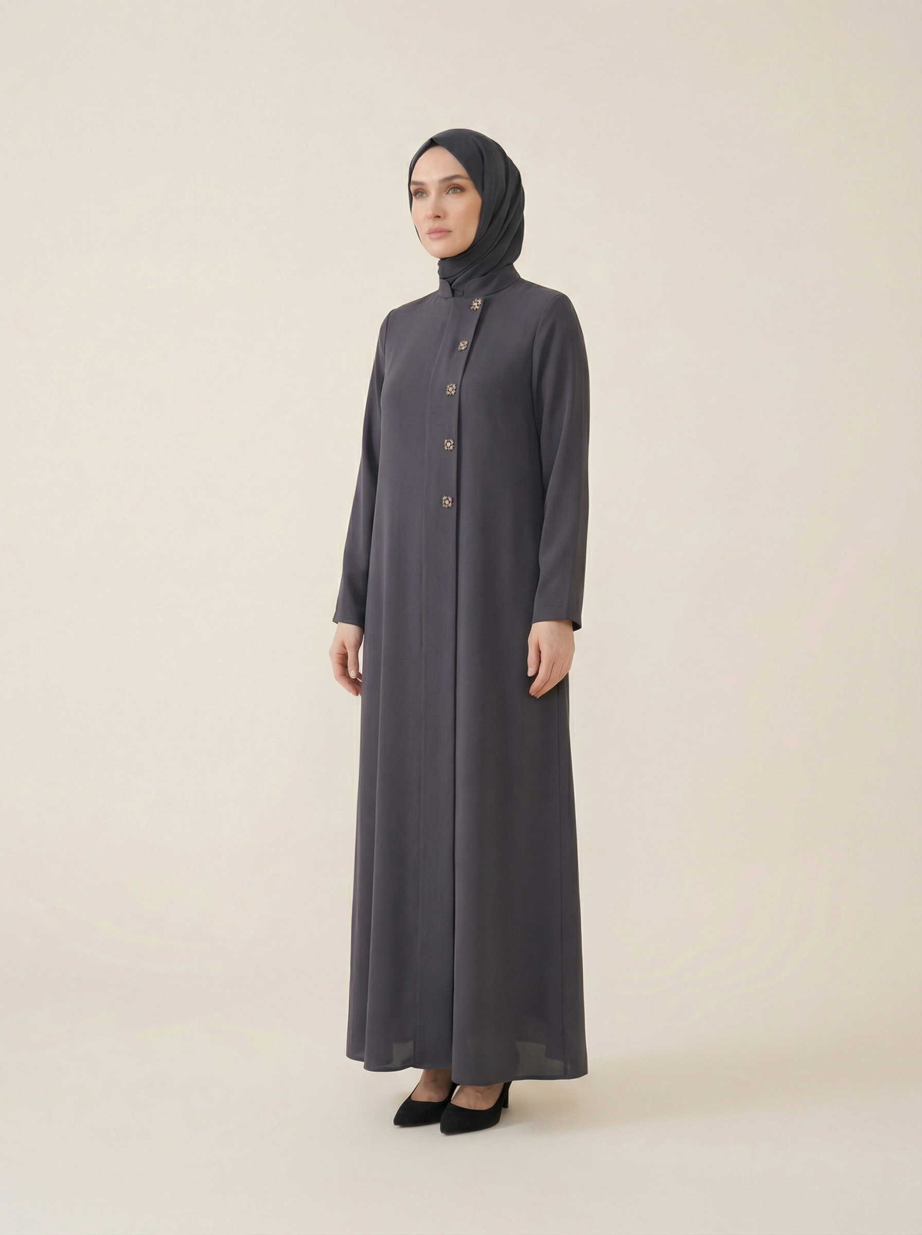 9558 Kare Aksesuarlı Ferace
