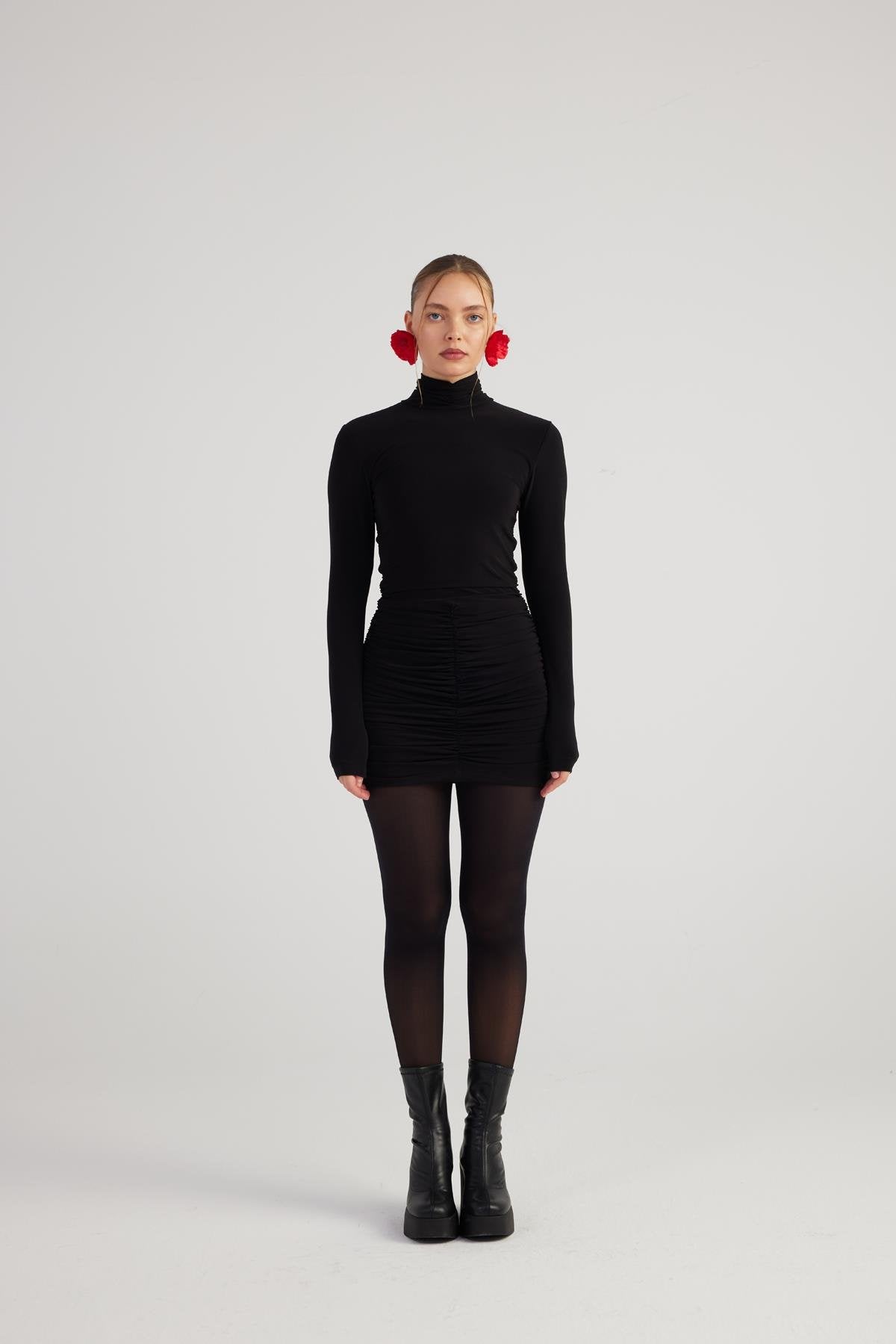 Tami Elbise Siyah Siyah L